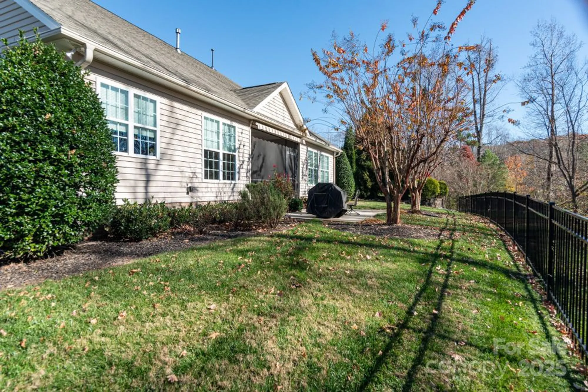 Property Slideshow image 29 of 44 | 12612 meetinghouse dr, Cornelius, NC, 28031