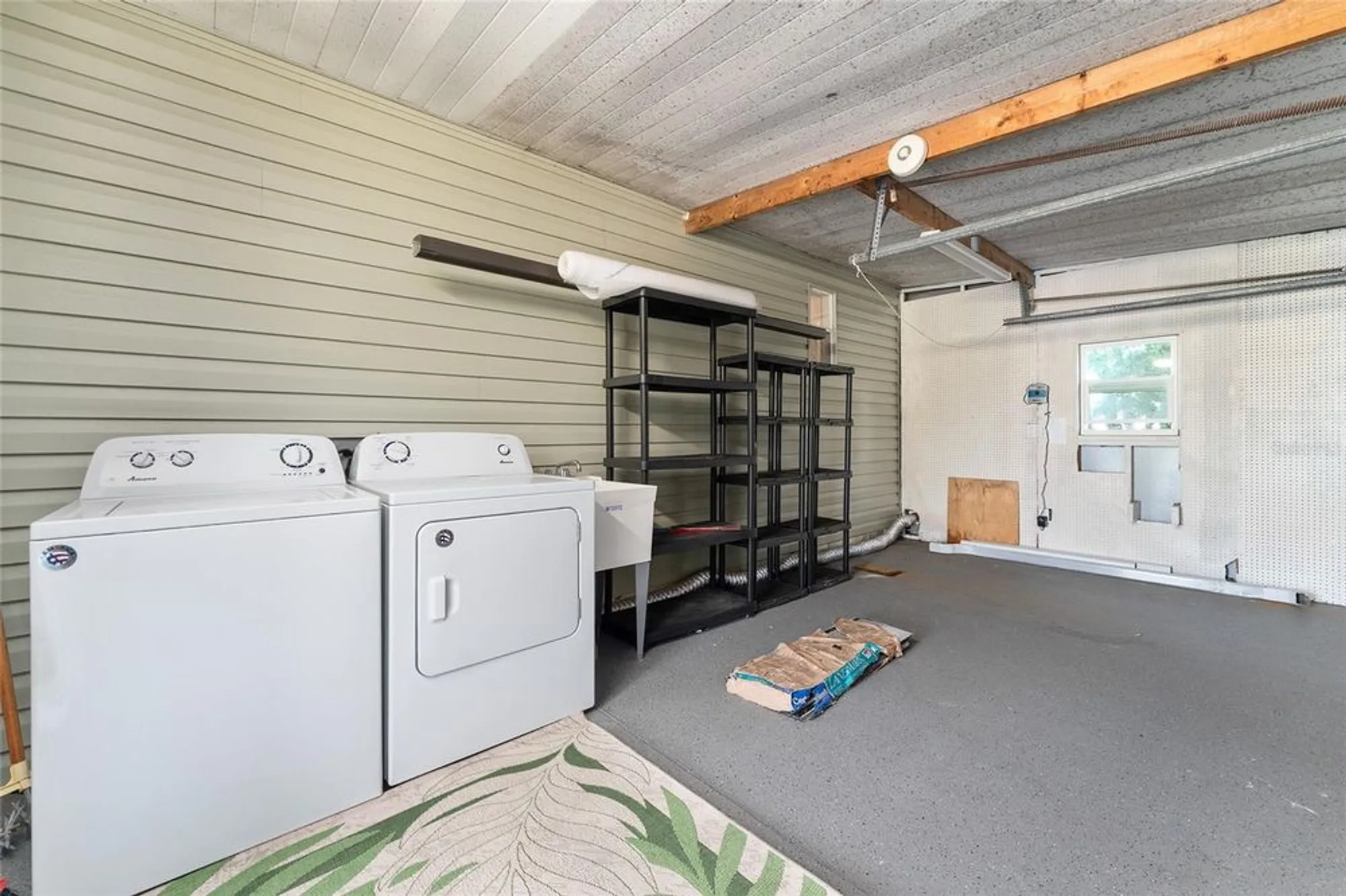 Property Slideshow image 45 of 67 | 1607 doral cir, Lady Lake, FL, 32159