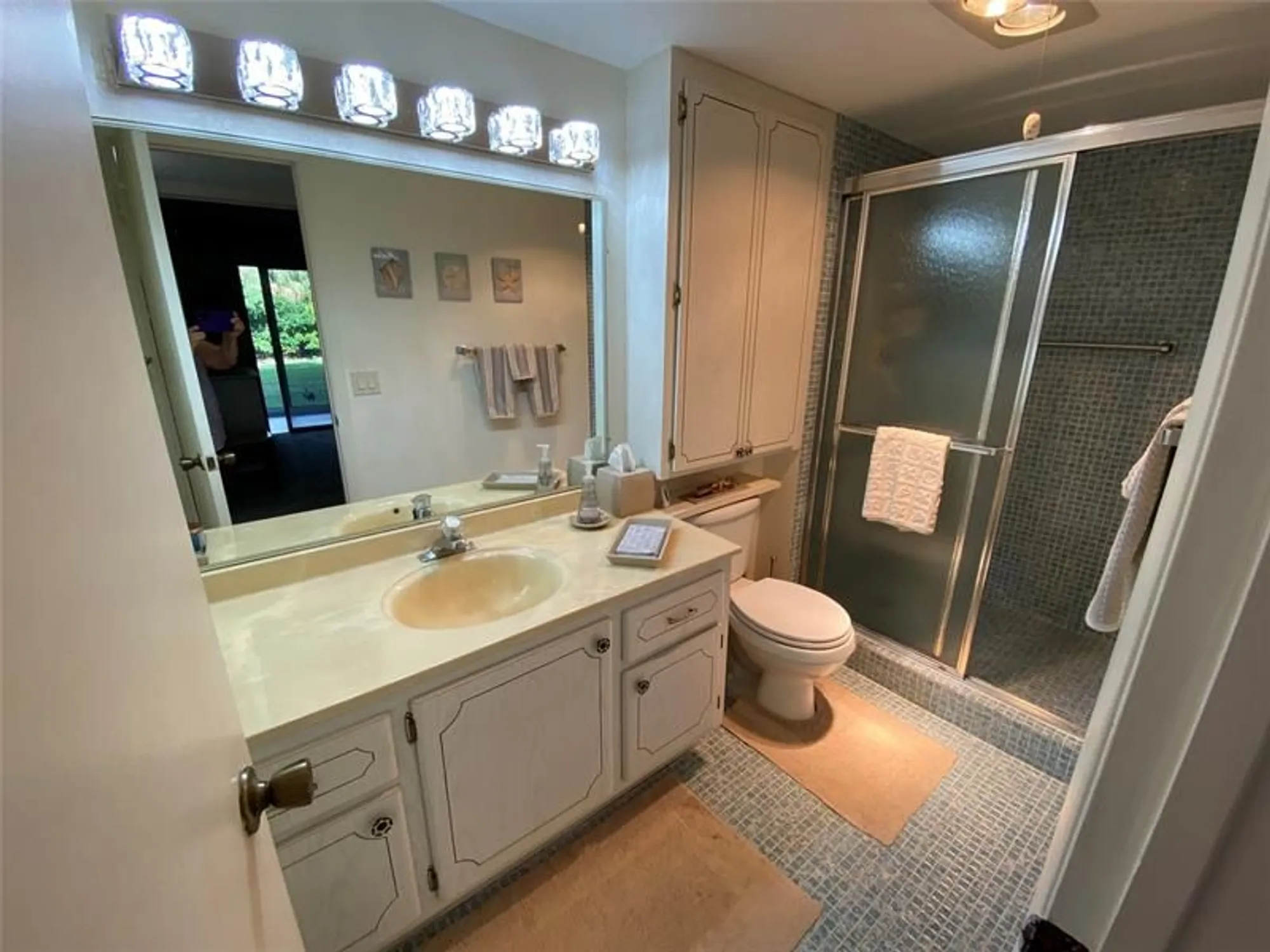 Property Slideshow image 28 of 69 | 1060 oakridge f # 1060, Deerfield Beach, FL, 33442