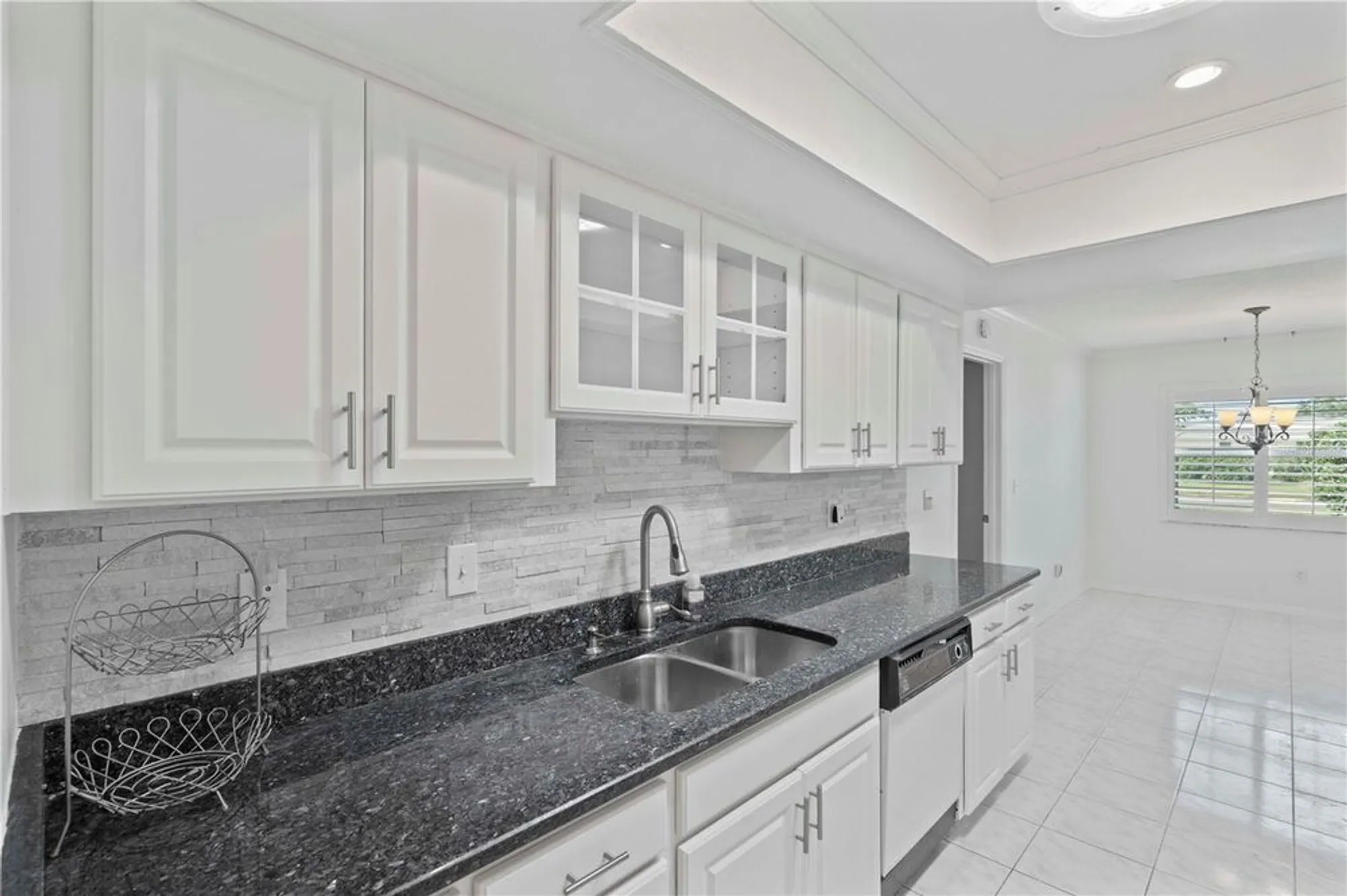 Property Slideshow image 15 of 55 | 2329 lancaster dr, Sun City Center, FL, 33573