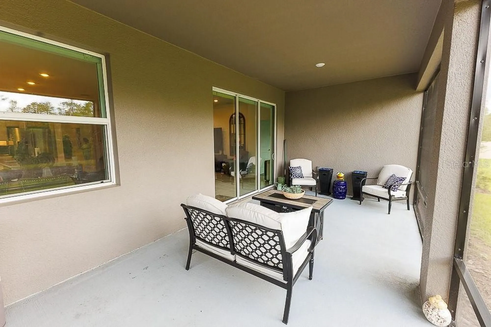 Property Slideshow image 41 of 77 | 10367 banyan breeze blvd, Land O Lakes, FL, 34638