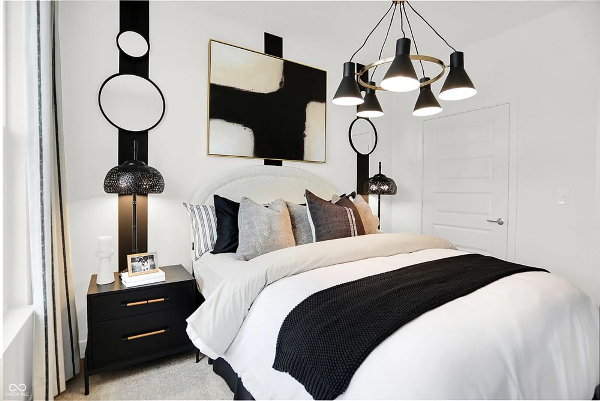 Property Slideshow image 28 of 31 | 5339 nettleton way, Avon, IN, 46123