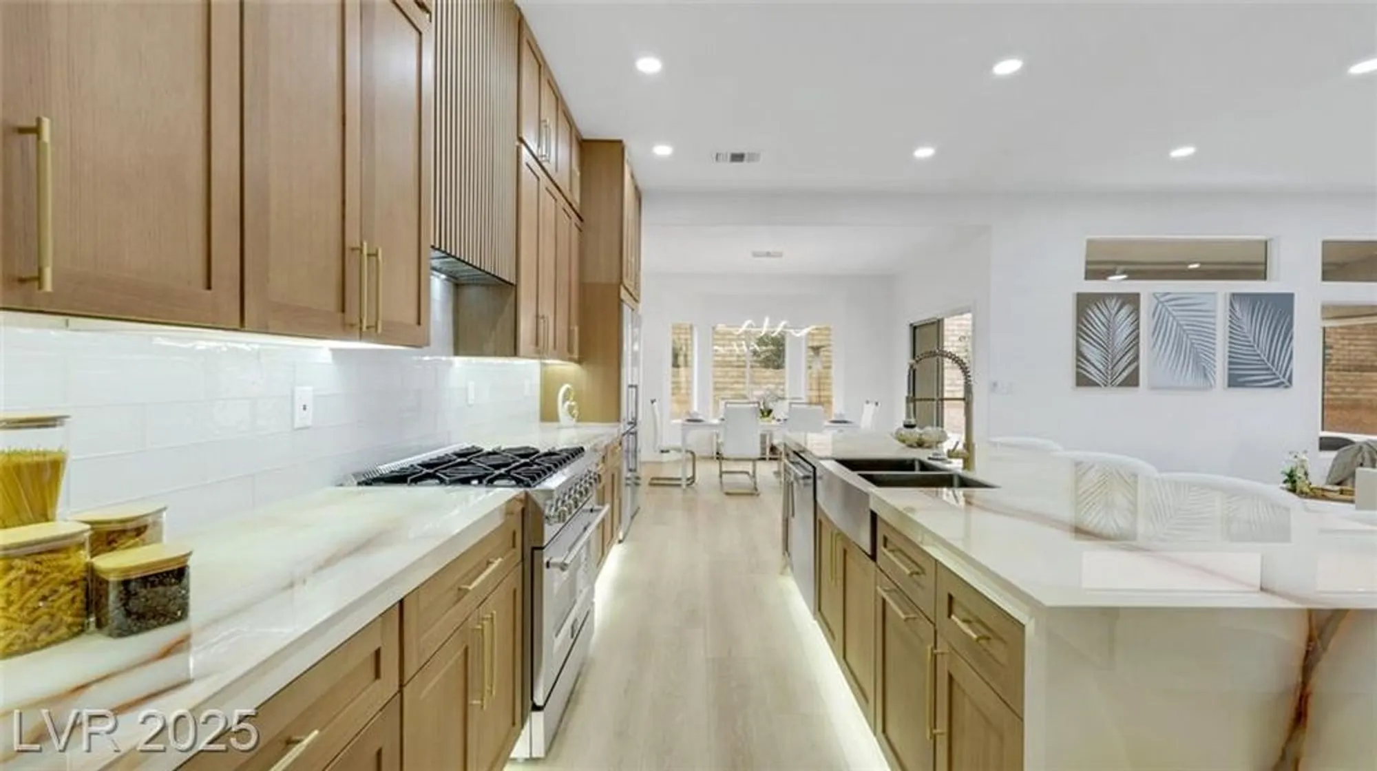 Property Slideshow image 7 of 51 | 3013 abercorn dr, Las Vegas, NV, 89134