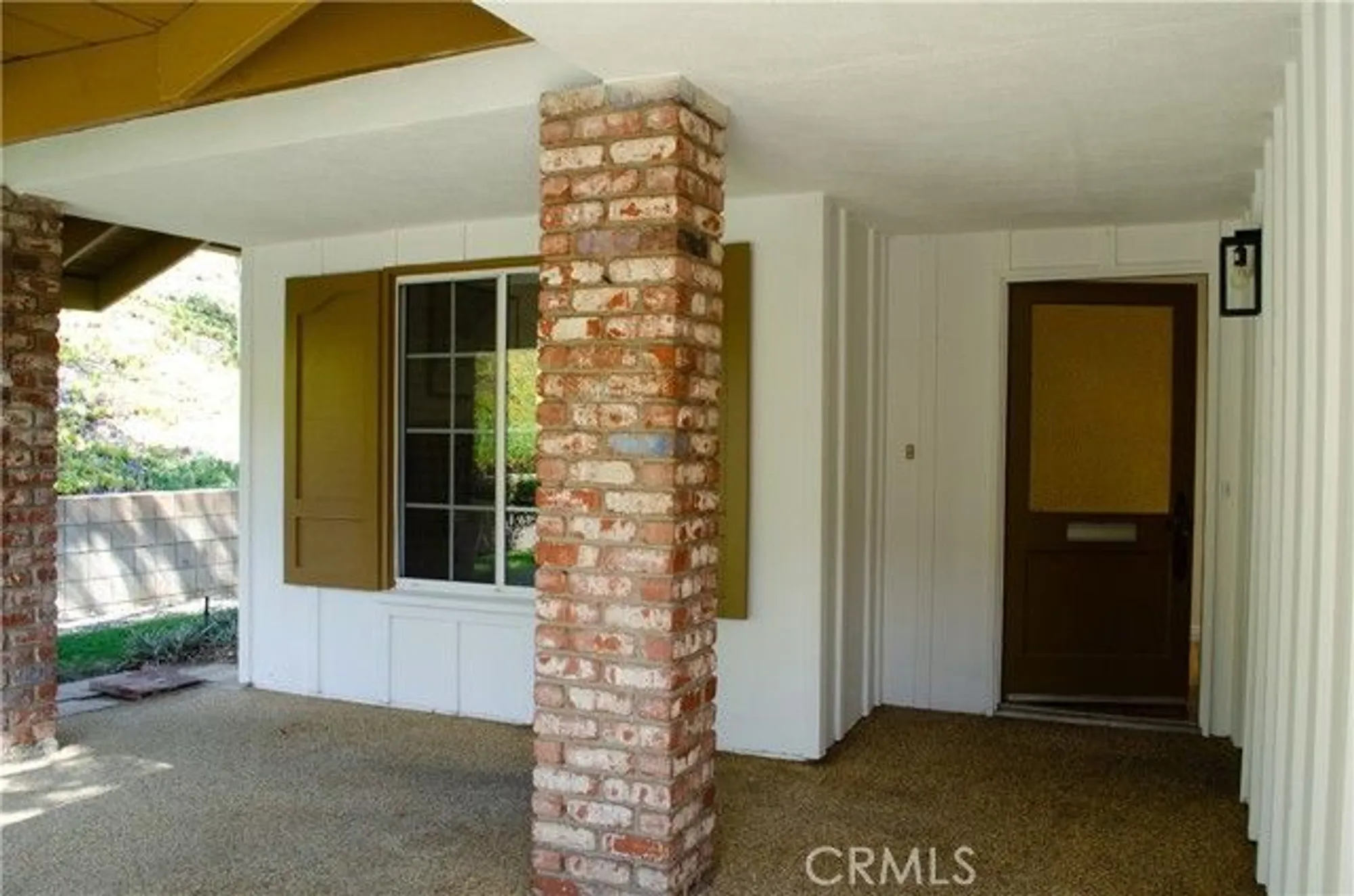 Property Slideshow image 5 of 44 | 26701 oak branch cir, Newhall, CA, 91321