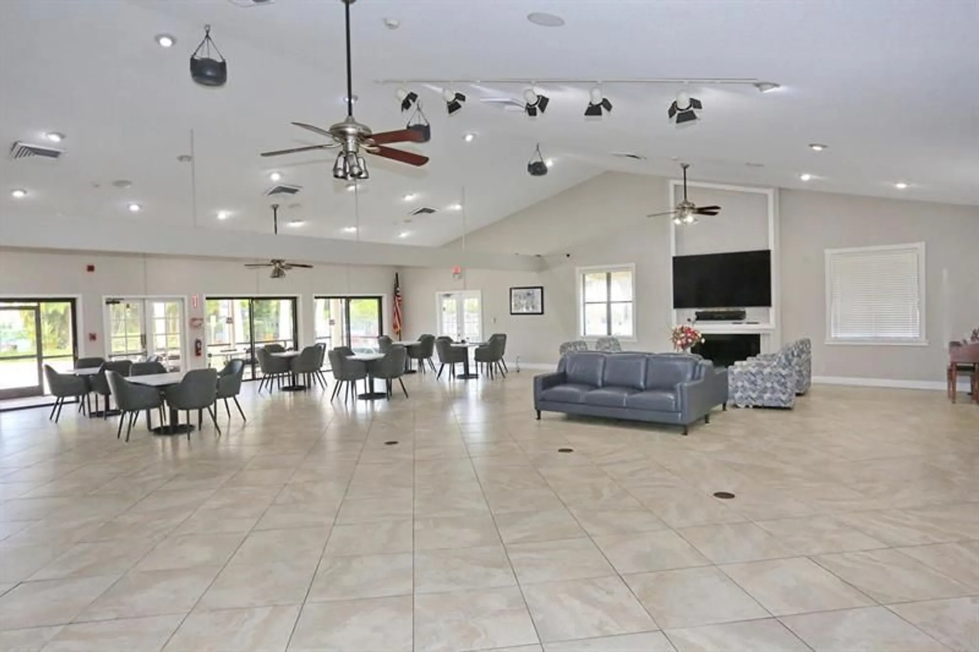 Property Slideshow image 40 of 52 | 3409 jog park dr # 3409, Greenacres, FL, 33467