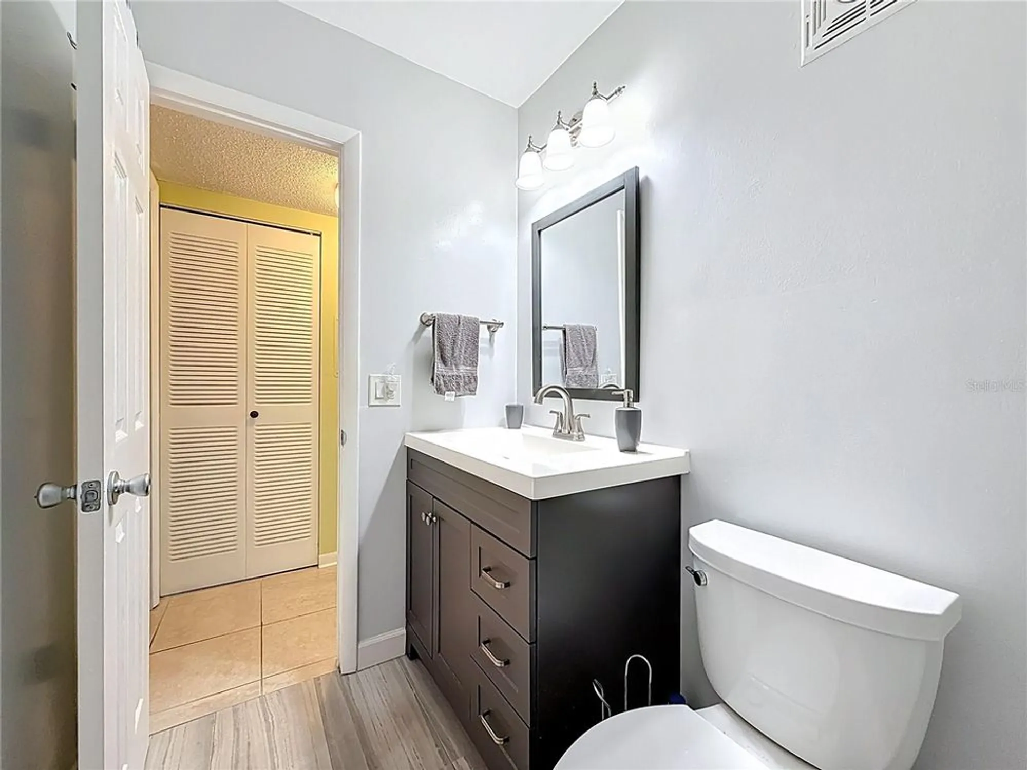 Property Slideshow image 30 of 64 | 5267 81st st n apt 26, Saint Petersburg, FL, 33709
