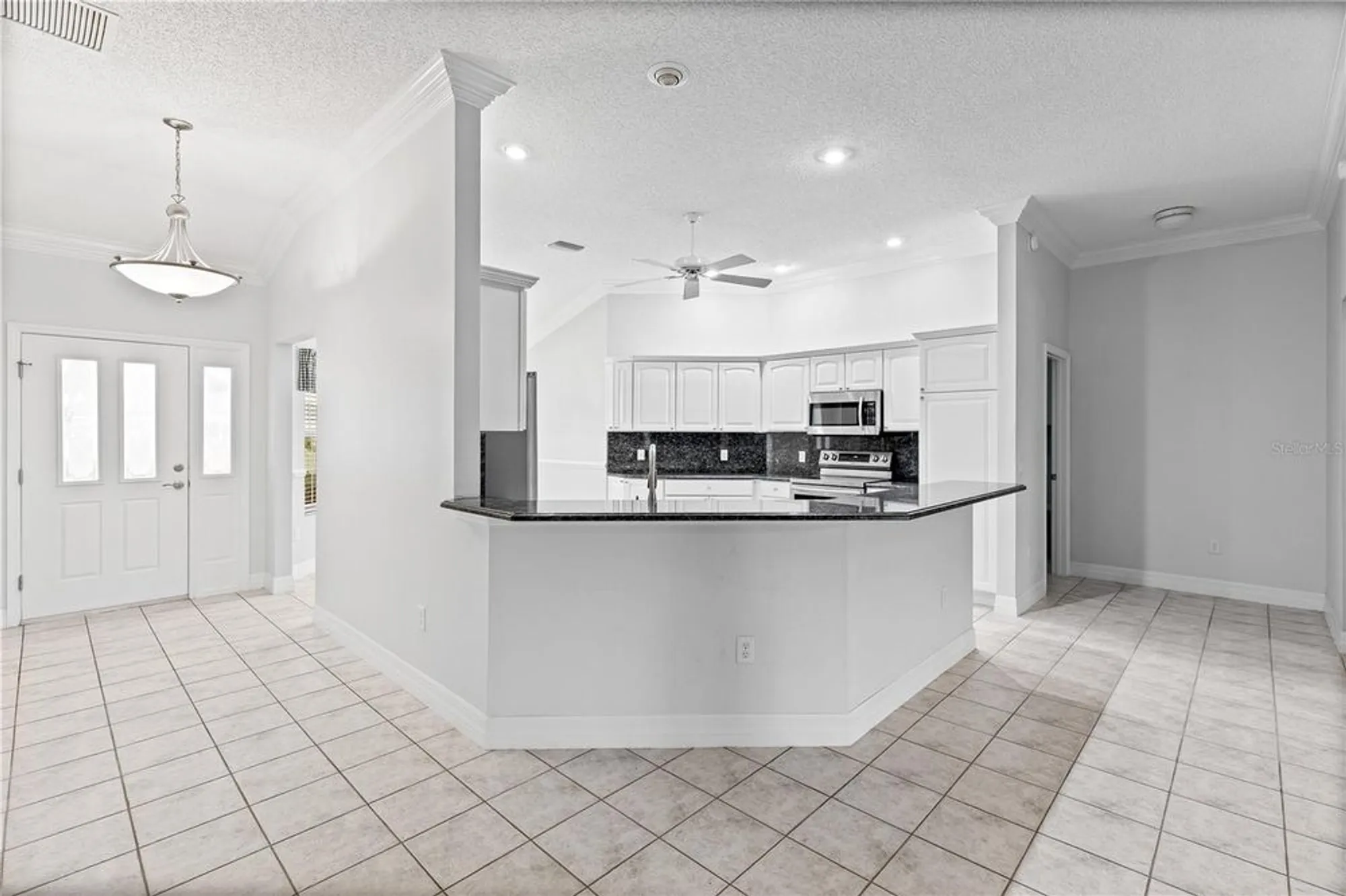 Property Slideshow image 10 of 40 | 16950 se 80th bellavista cir, The Villages, FL, 32162