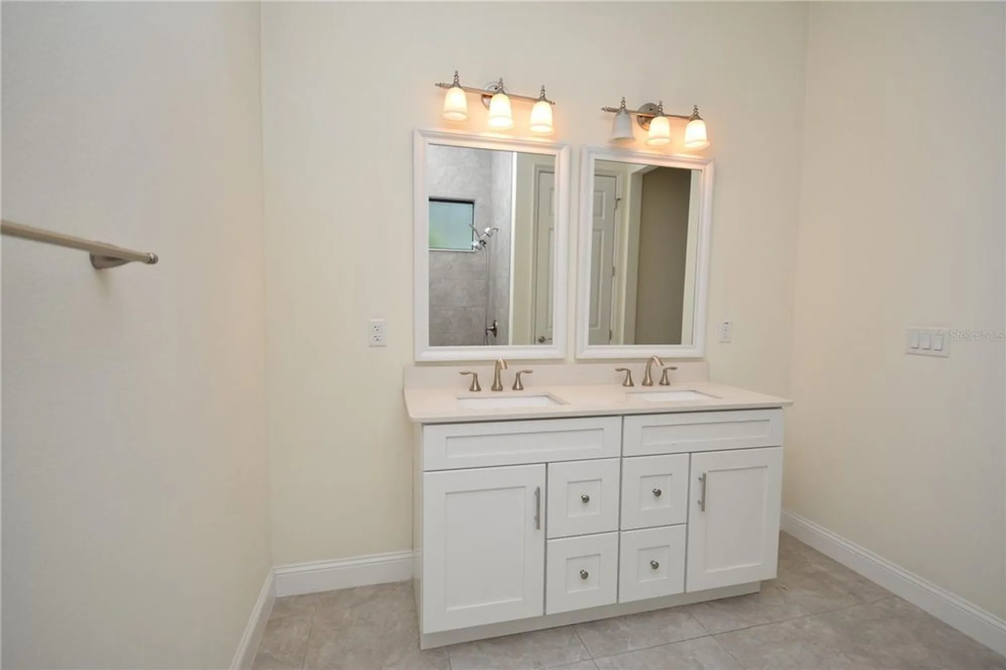 Property Slideshow image 26 of 35 | 61 green cir, Palm Coast, FL, 32164