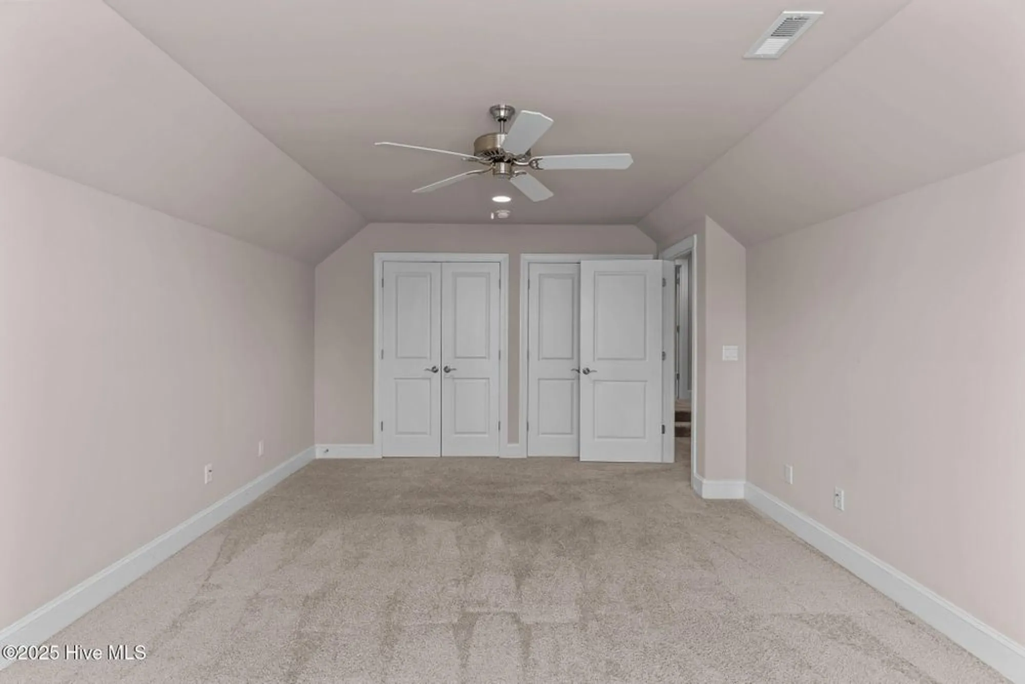 Property Slideshow image 34 of 88 | 6097 shore park dr, Leland, NC, 28451