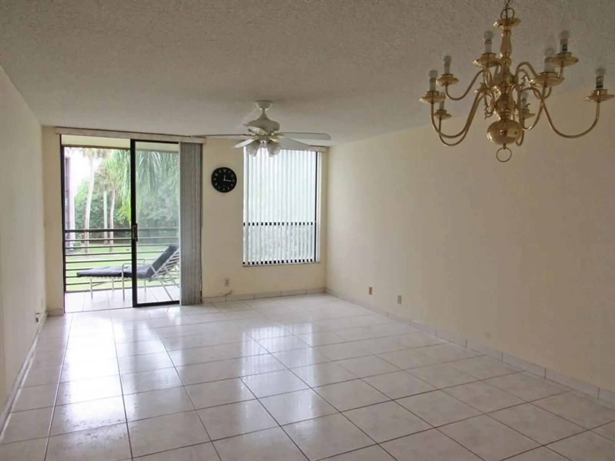 Property Slideshow image 8 of 52 | 6351 n university dr 224, Tamarac, FL, 33321