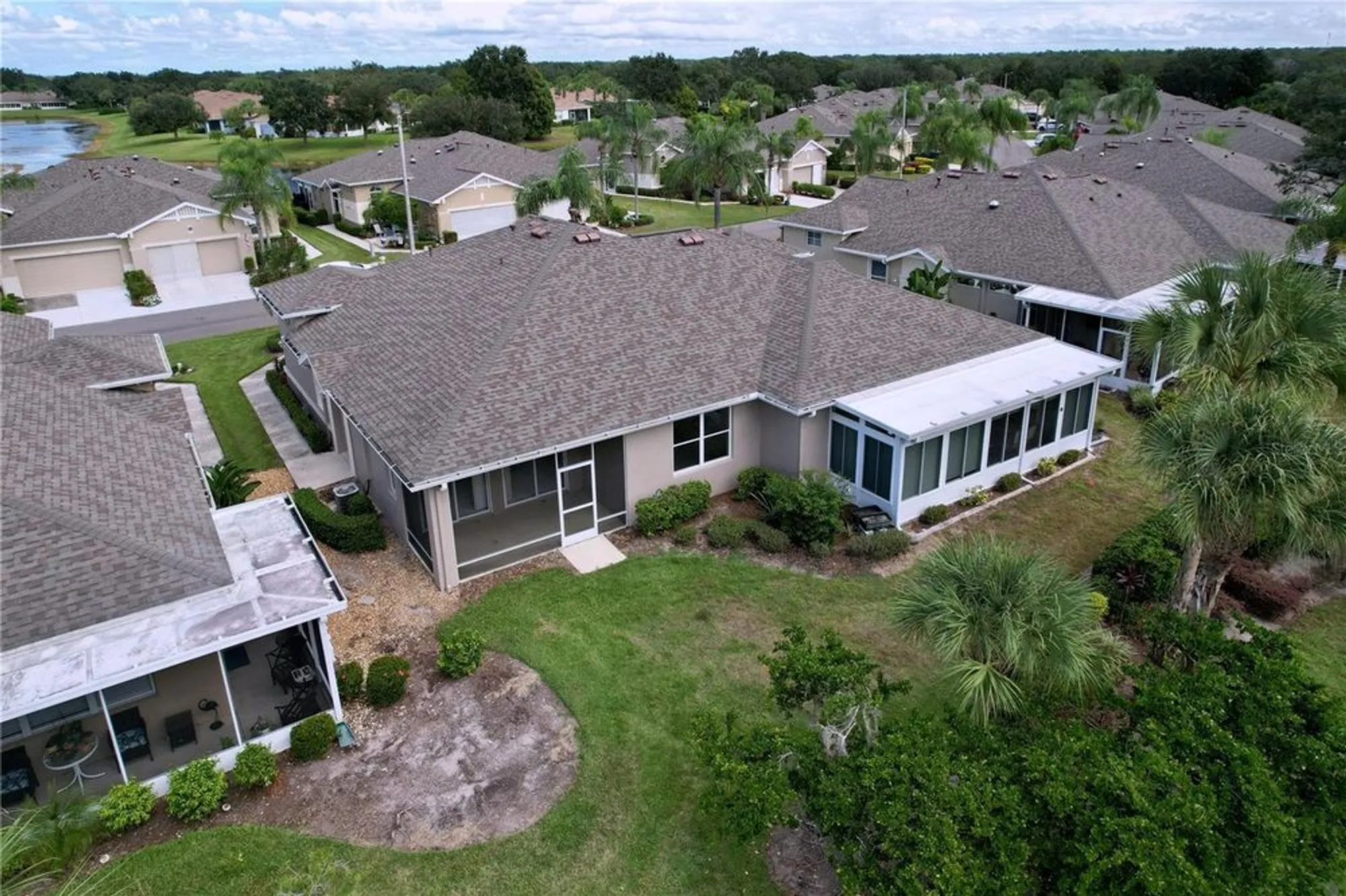 Property Slideshow image 9 of 92 | 2046 inverness greens dr # 2046, Sun City Center, FL, 33573