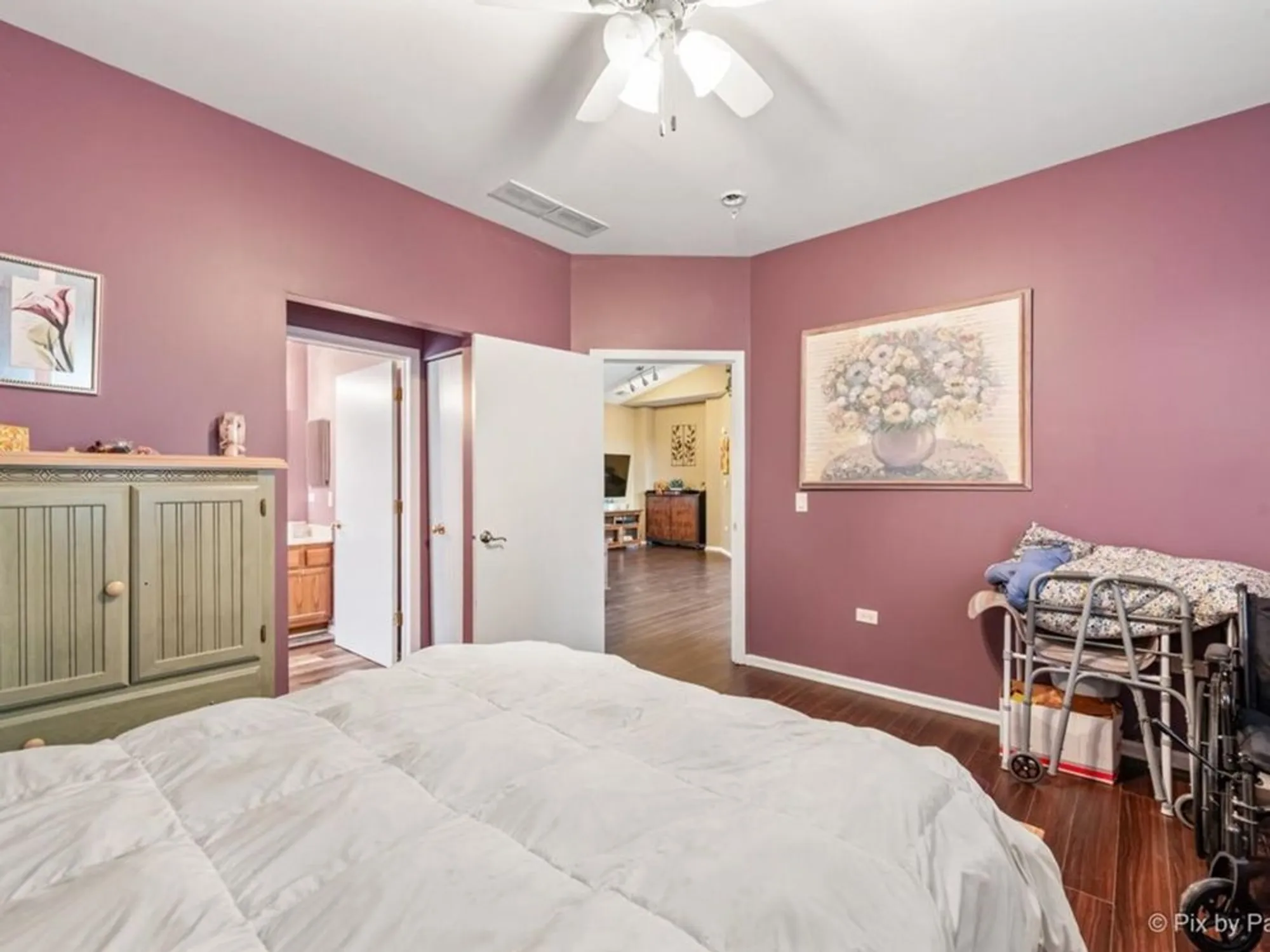 Property Slideshow image 15 of 32 | 17228 como ave, Lockport, IL, 60441