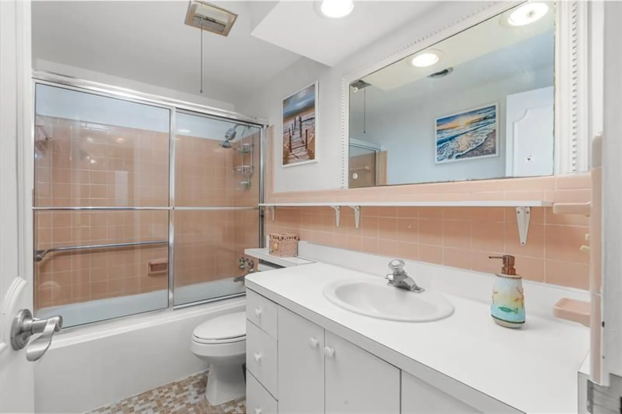 Property Slideshow image 18 of 48 | 3233 ne 34th st apt 1207, Fort Lauderdale, FL, 33308
