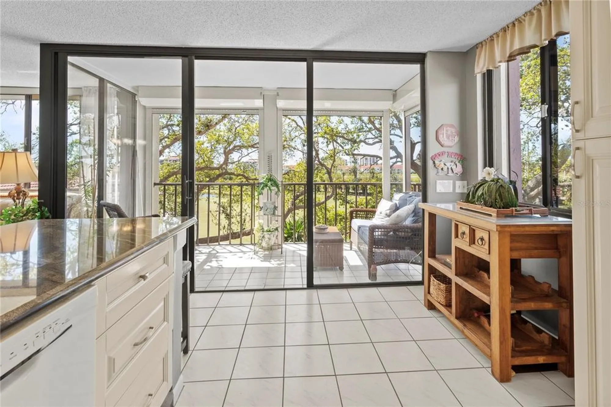 Property Slideshow image 13 of 28 | 6269 palma del mar blvd s apt 308, St Petersburg, FL, 33715