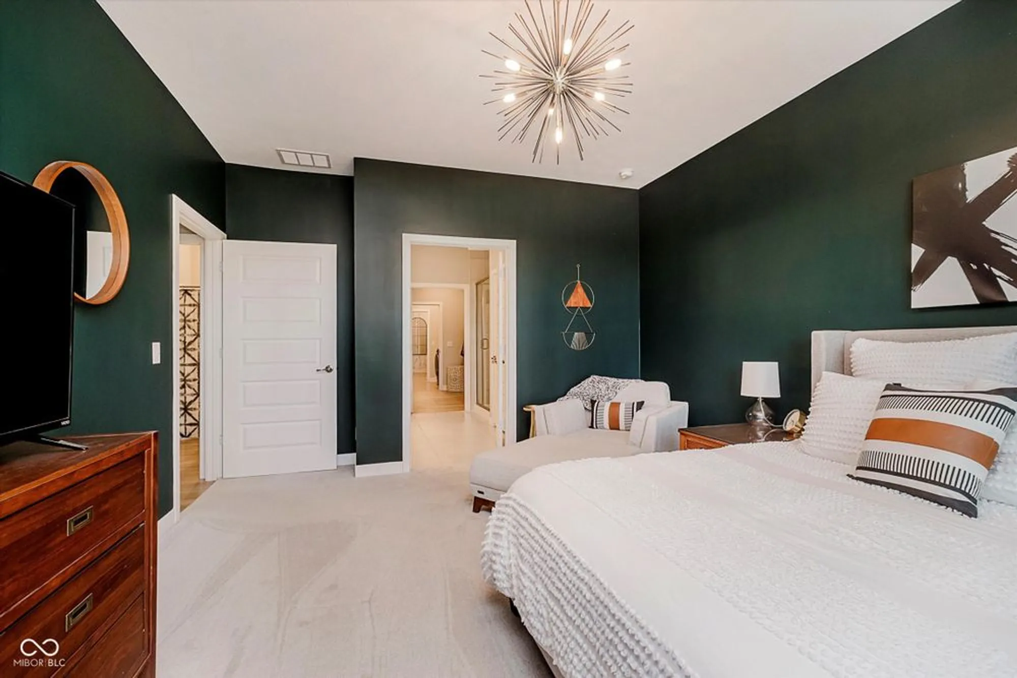 Property Slideshow image 16 of 34 | 1685 garwood dr, Westfield, IN, 46074