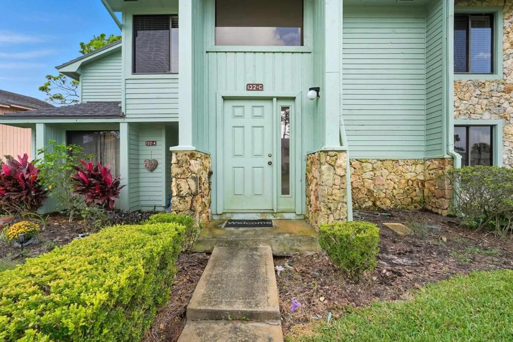 Property Slideshow image 2 of 51 | 132 golden eye dr c, Daytona Beach, FL, 32119