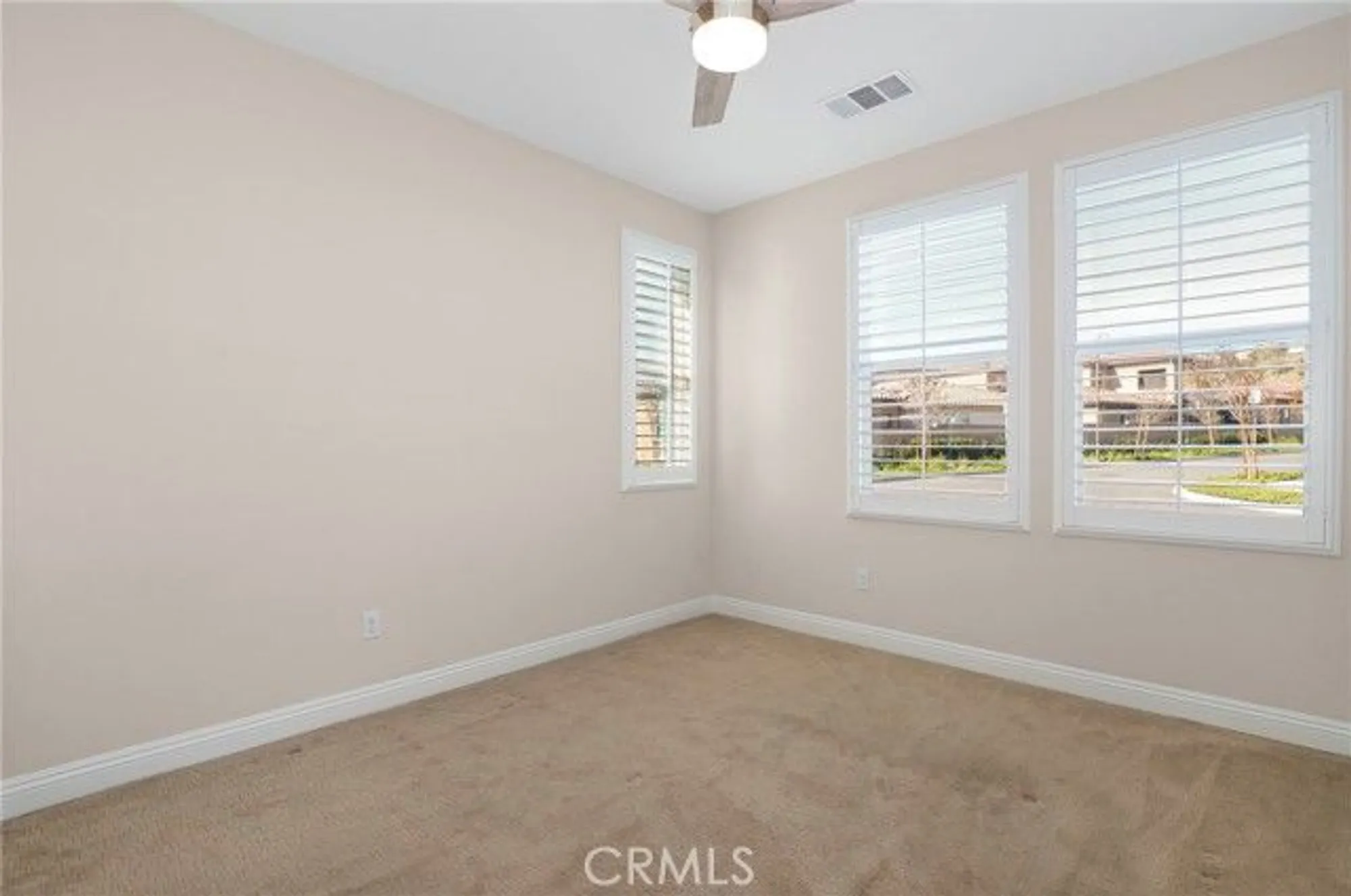 Property Slideshow image 15 of 33 | 20506 galloway dr, Saugus, CA, 91350