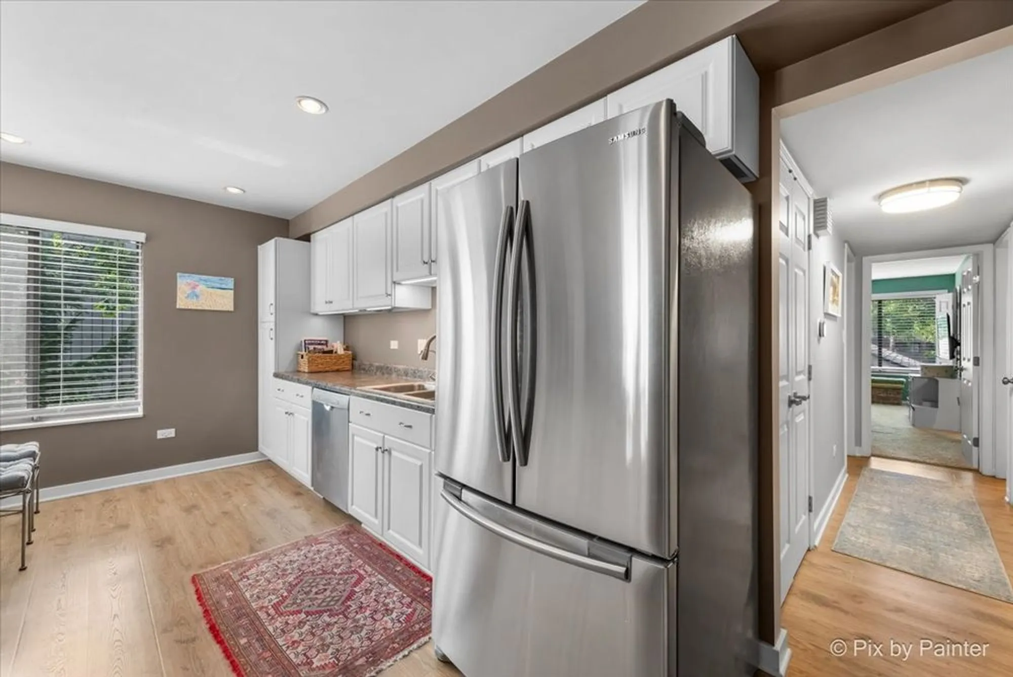 Property Slideshow image 20 of 39 | 209 shoreline rd b, Lake Barrington, IL, 60010