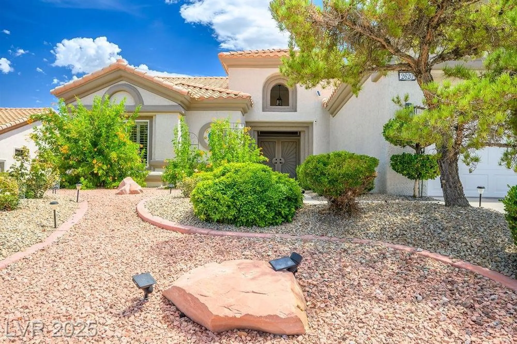 Property Slideshow image 38 of 80 | 2620 hanging rock dr, Las Vegas, NV, 89134
