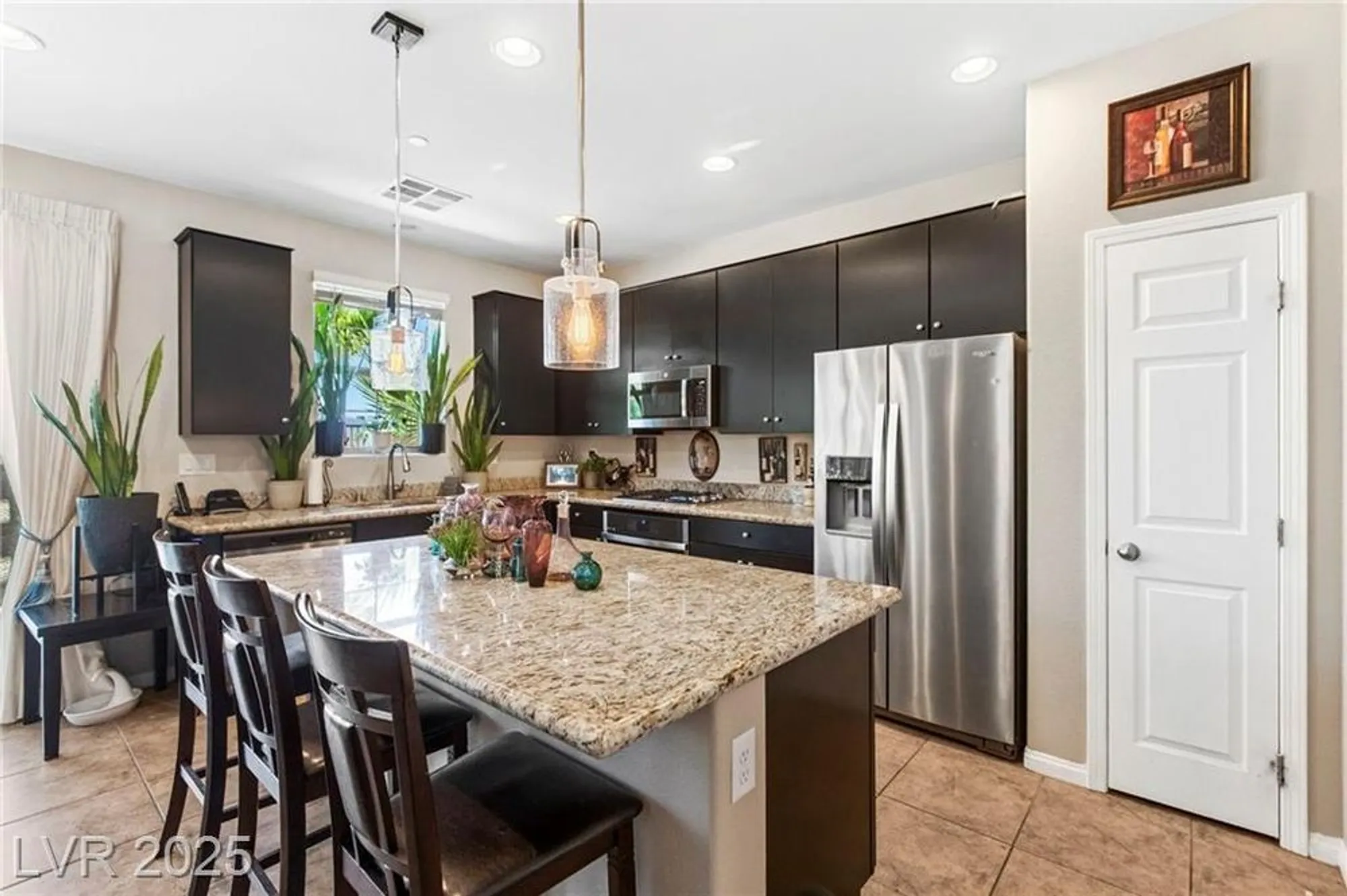 Property Slideshow image 8 of 42 | 44 moon hill dr, Henderson, NV, 89011