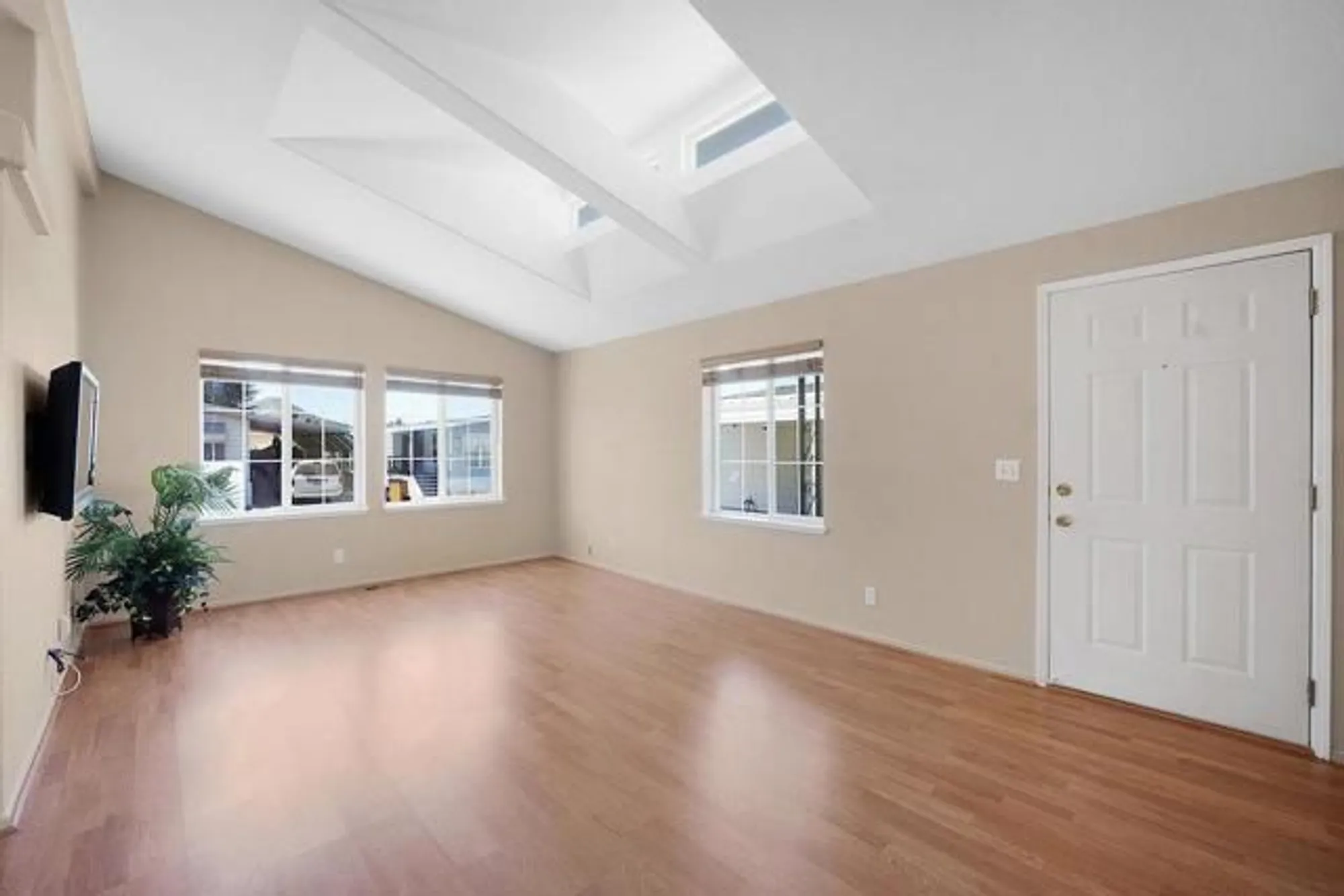 Property Slideshow image 6 of 31 | 97 melody ln, Morgan Hill, CA, 95037