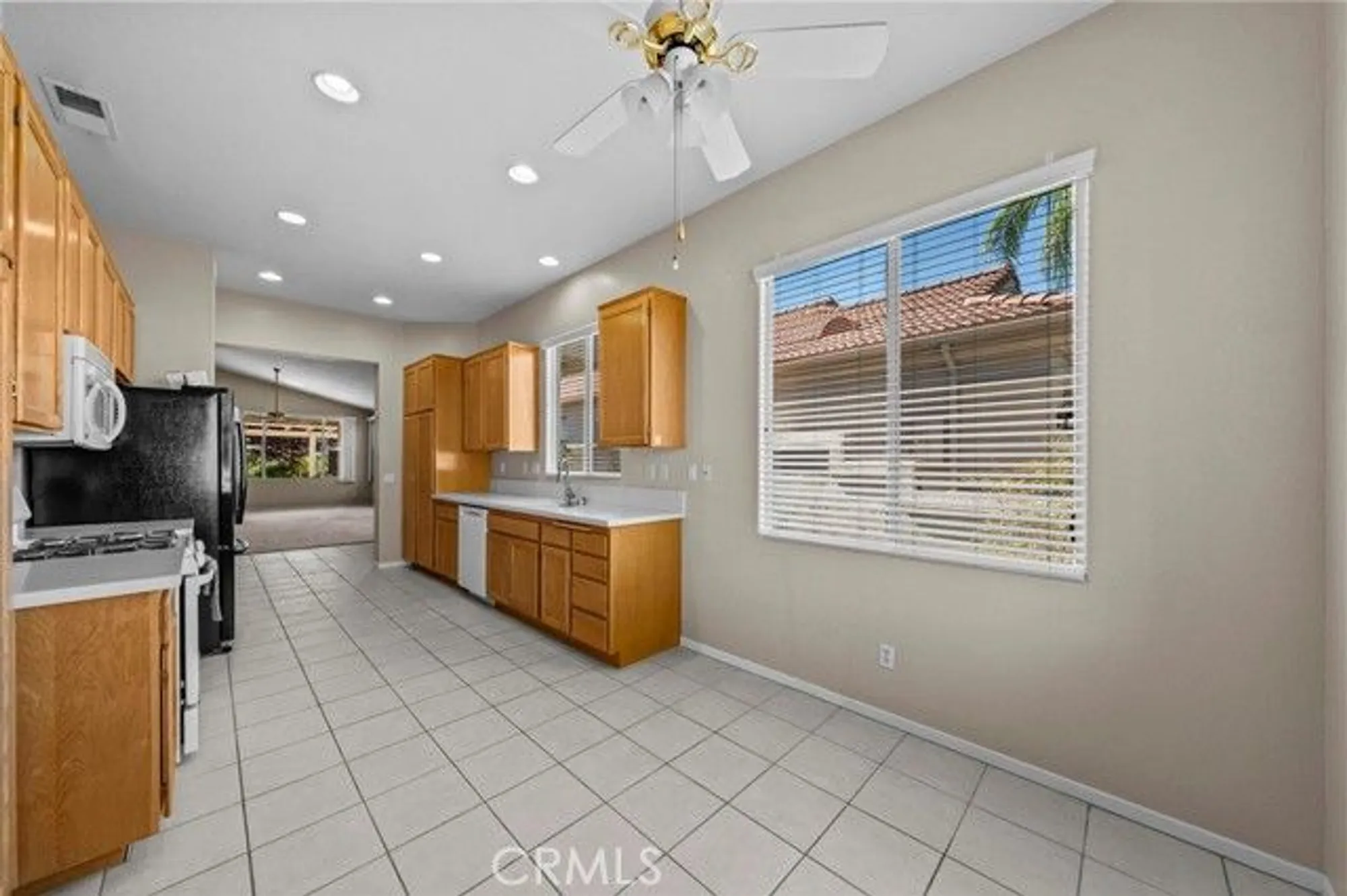 Property Slideshow image 16 of 43 | 23727 corte andar, Murrieta, CA, 92562