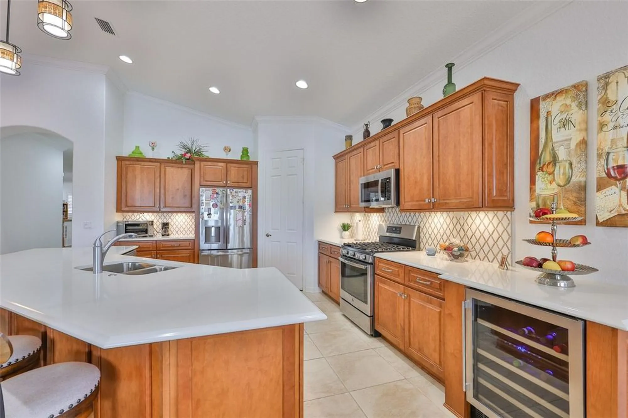 Property Slideshow image 10 of 57 | 1360 emerald dunes dr, Sun City Center, FL, 33573