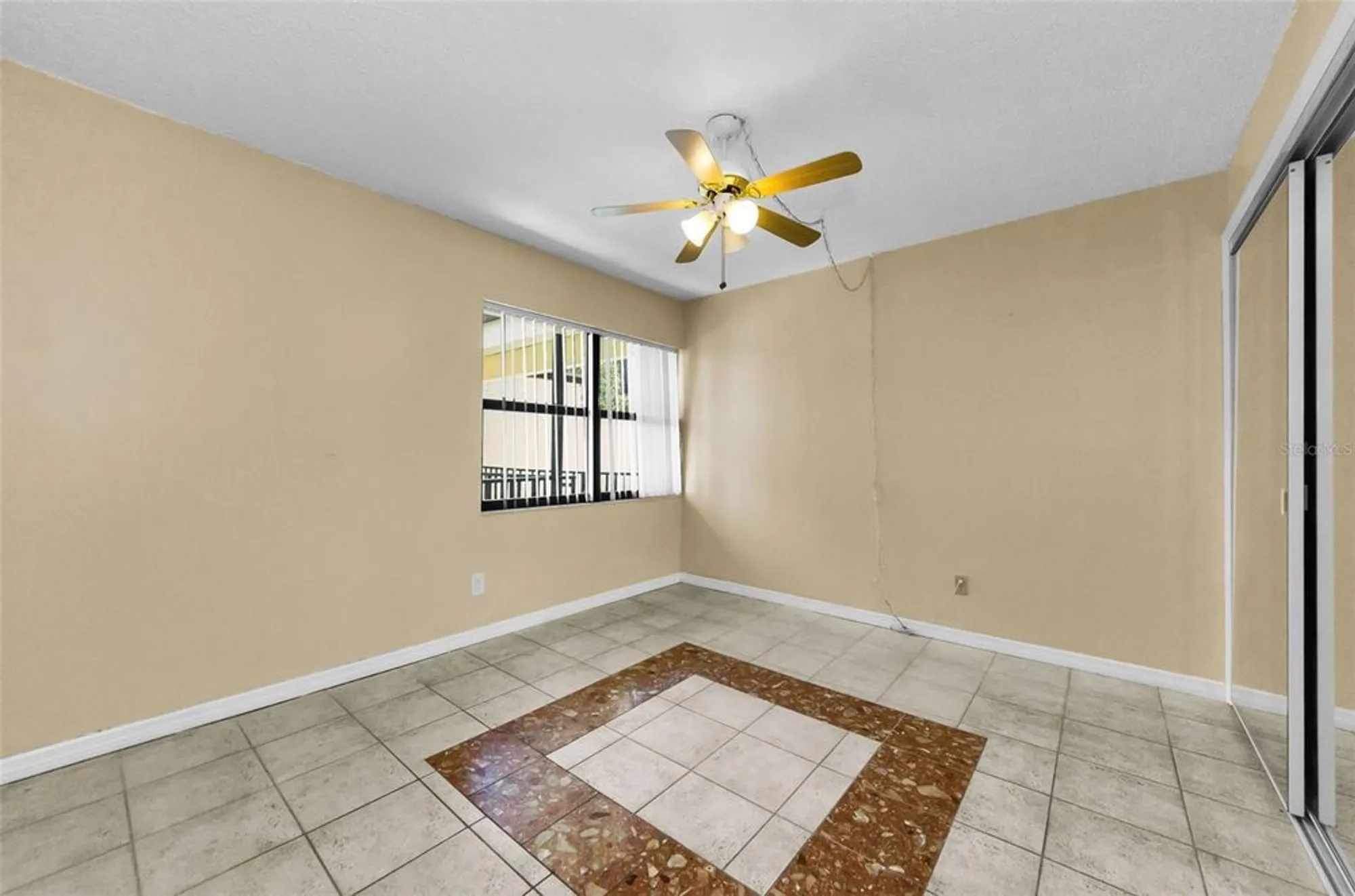 Property Slideshow image 24 of 49 | 14130 rosemary ln apt 3306, Largo, FL, 33774