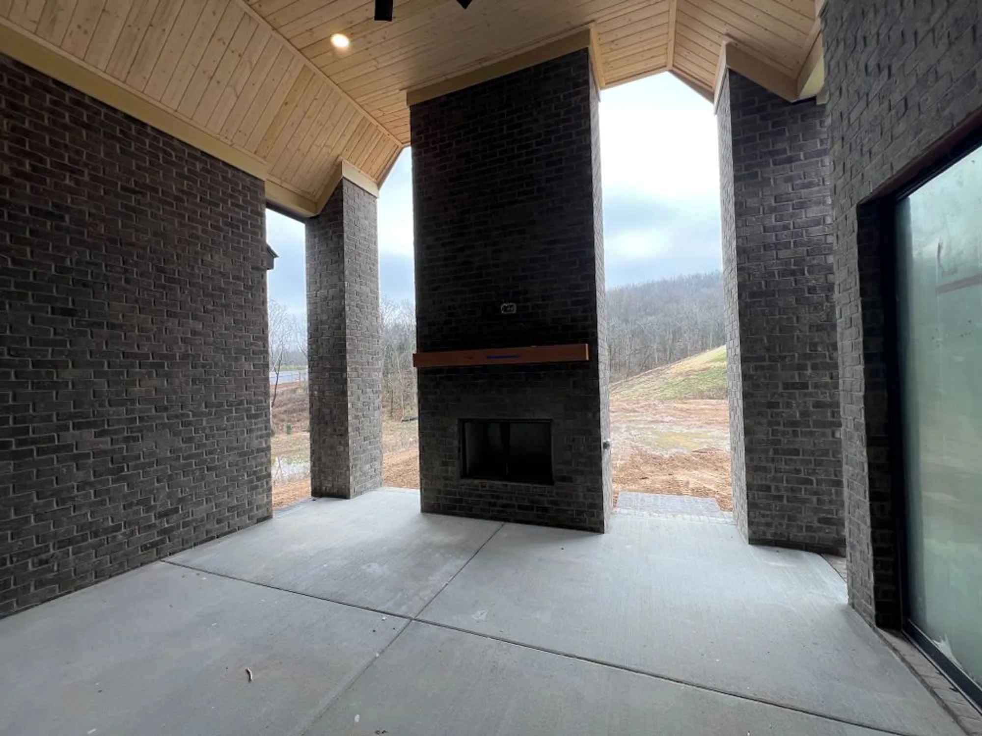 Property Slideshow image 25 of 58 | 9553 loyola dr, Brentwood, TN, 37027