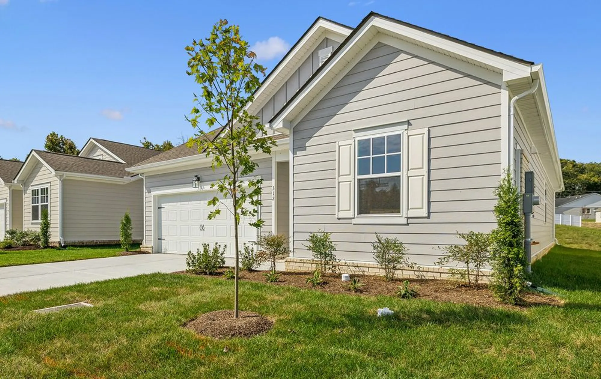 Property Slideshow image 3 of 48 | 312 stonehaus cir, Antioch, TN, 37013