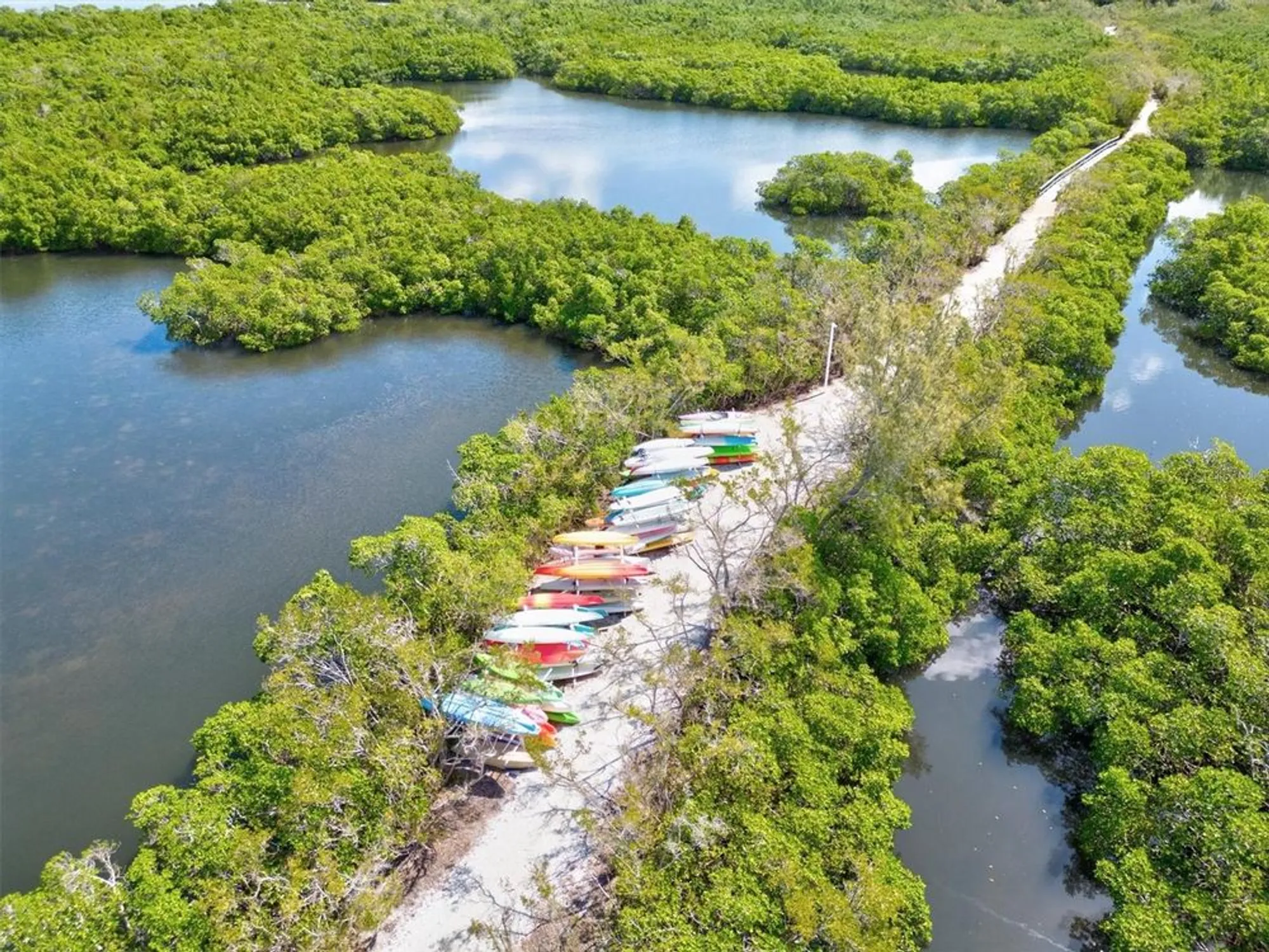 Property Slideshow image 53 of 69 | 1447 landings cir # 68, Sarasota, FL, 34231