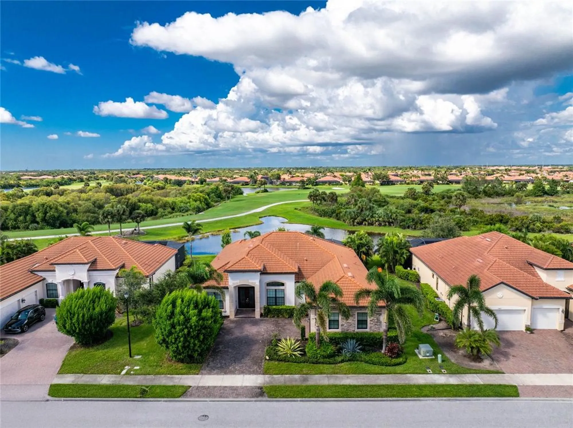 Property Slideshow image 45 of 94 | 10817 whisk fern dr, Venice, FL, 34293