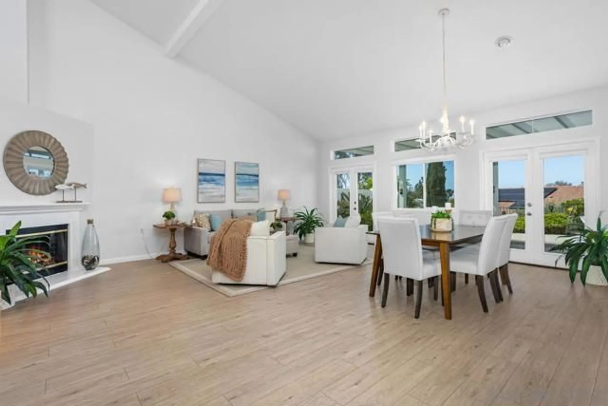 Property Slideshow image 2 of 45 | 3328 malta way, Oceanside, CA, 92056