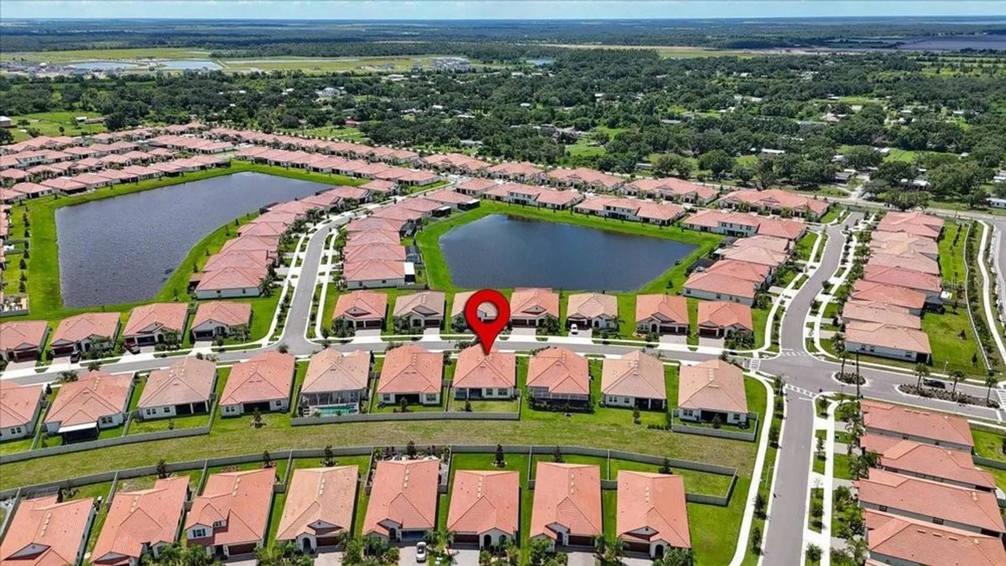 Property Slideshow image 4 of 80 | 17317 scuba crest st, Wimauma, FL, 33598