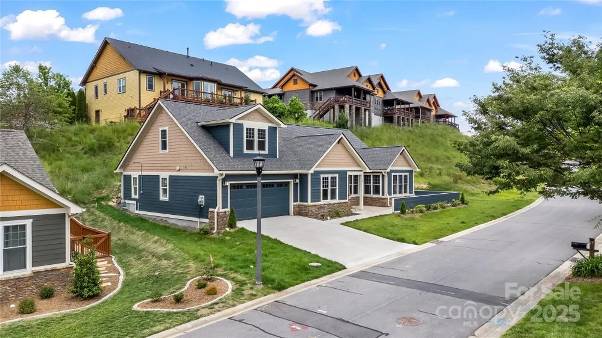 Property Slideshow image 39 of 47 | 48 creekside view dr, Asheville, NC, 28804