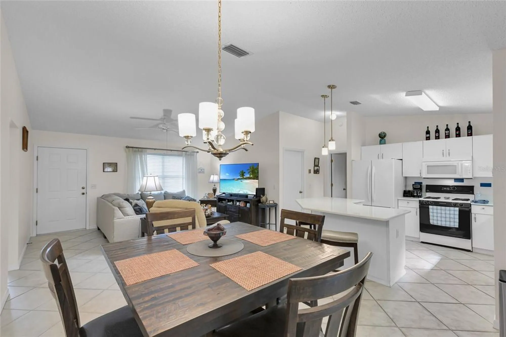 Property Slideshow image 8 of 32 | 1819 captiva ct, The Villages, FL, 32162