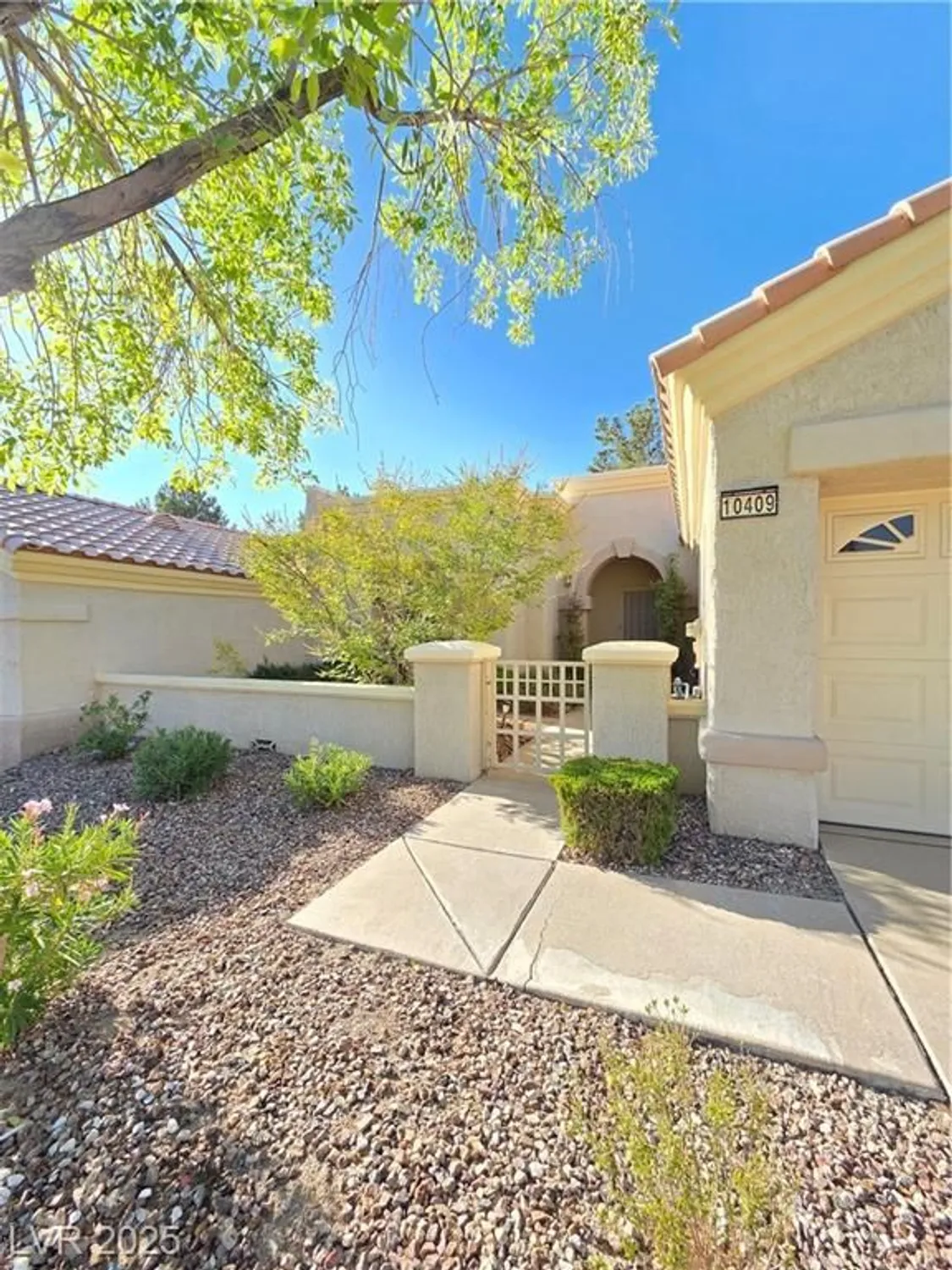 Property Slideshow image 39 of 42 | 10409 snyder ave, Las Vegas, NV, 89134