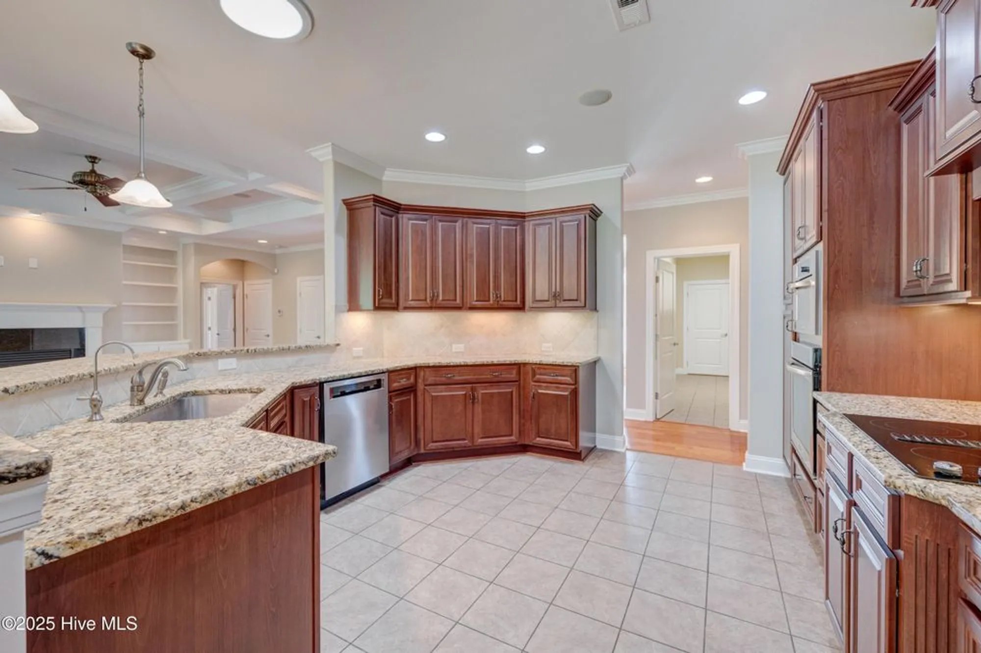Property Slideshow image 15 of 114 | 3012 cobden ct, Leland, NC, 28451