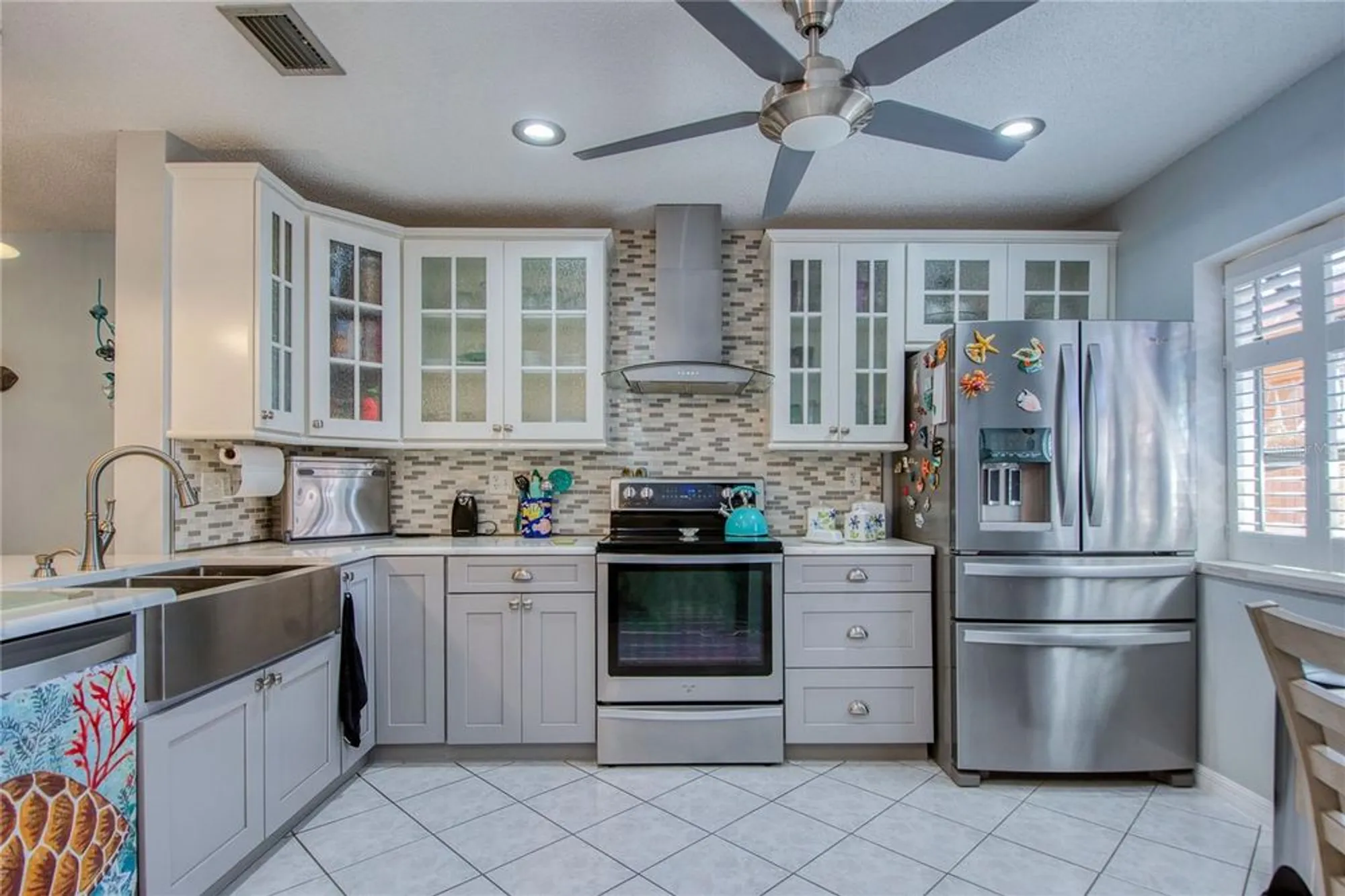 Property Slideshow image 11 of 36 | 19029 us highway 19 n apt 32b, Clearwater, FL, 33764