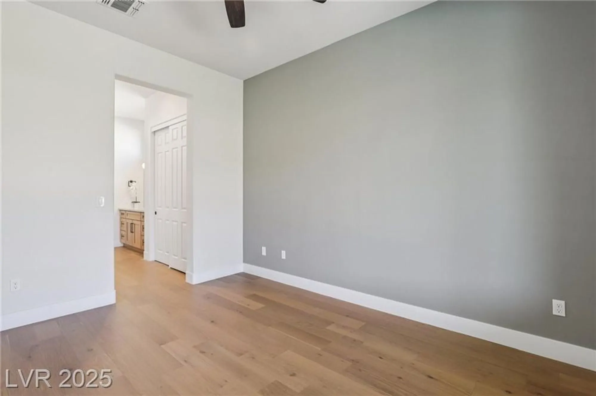 Property Slideshow image 47 of 82 | 2386 hardin ridge dr, Henderson, NV, 89052