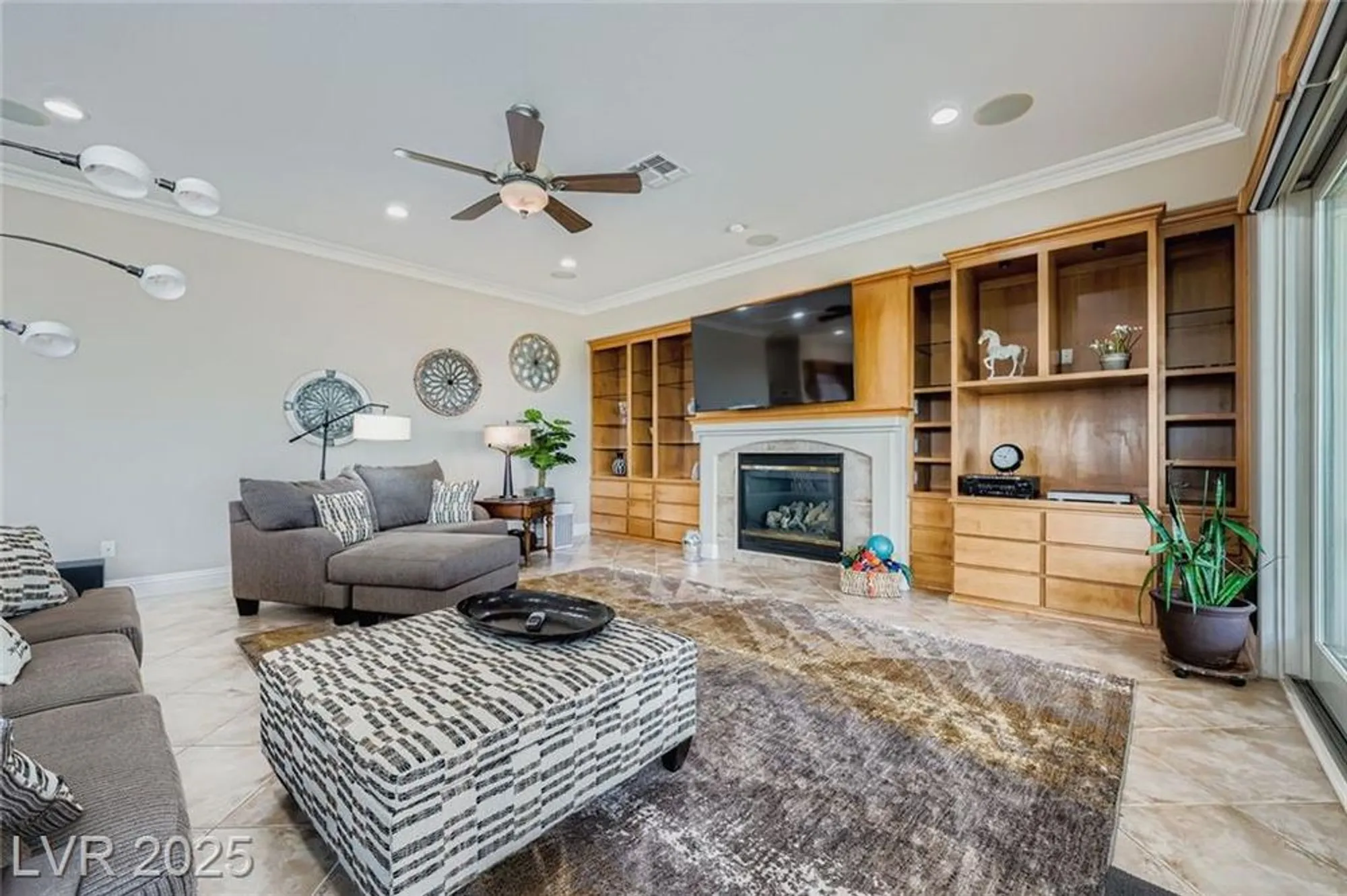 Property Slideshow image 24 of 45 | 2544 forest city dr, Henderson, NV, 89052