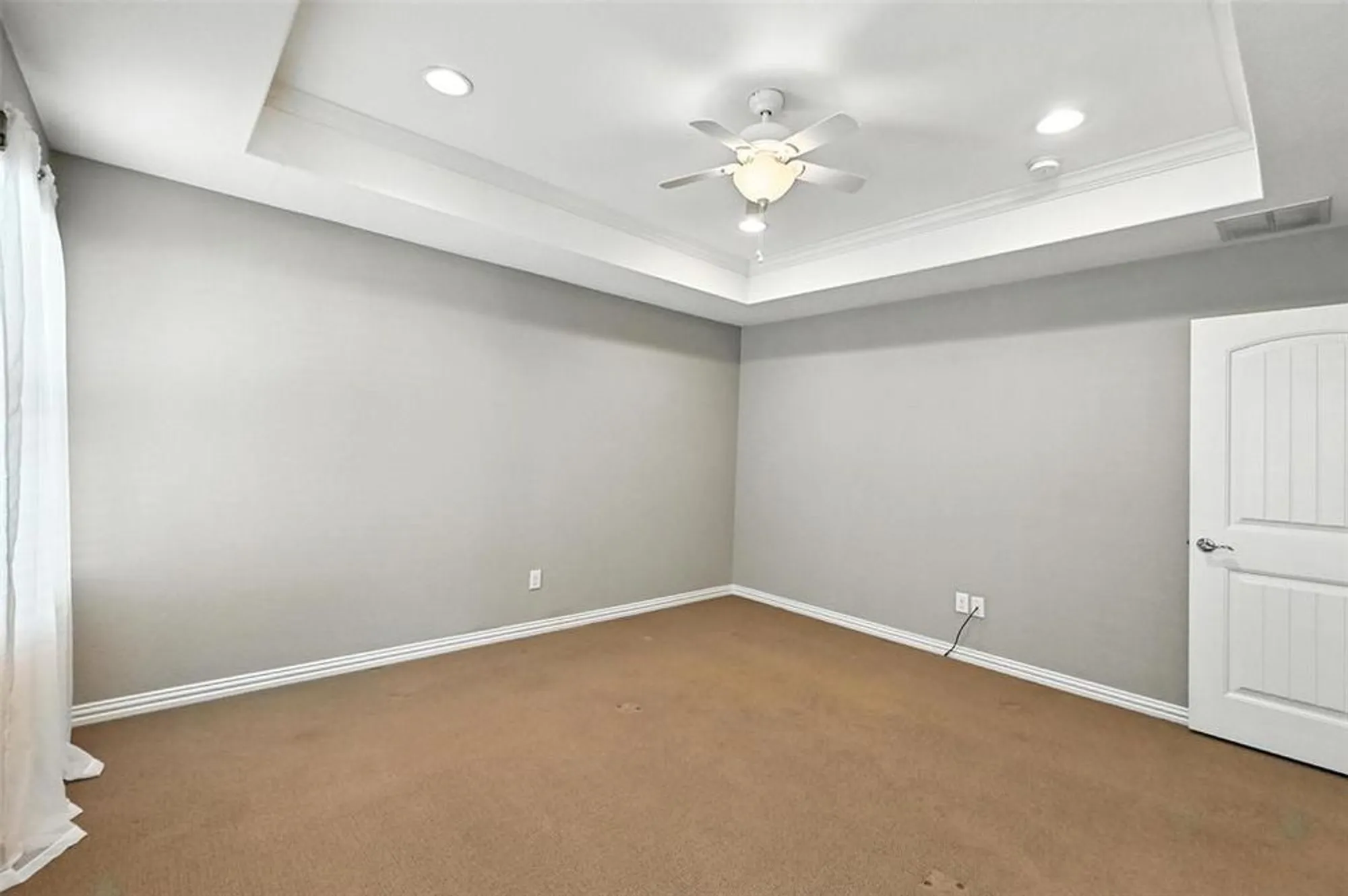 Property Slideshow image 21 of 38 | 2306 feathering dr, Frisco, TX, 75036