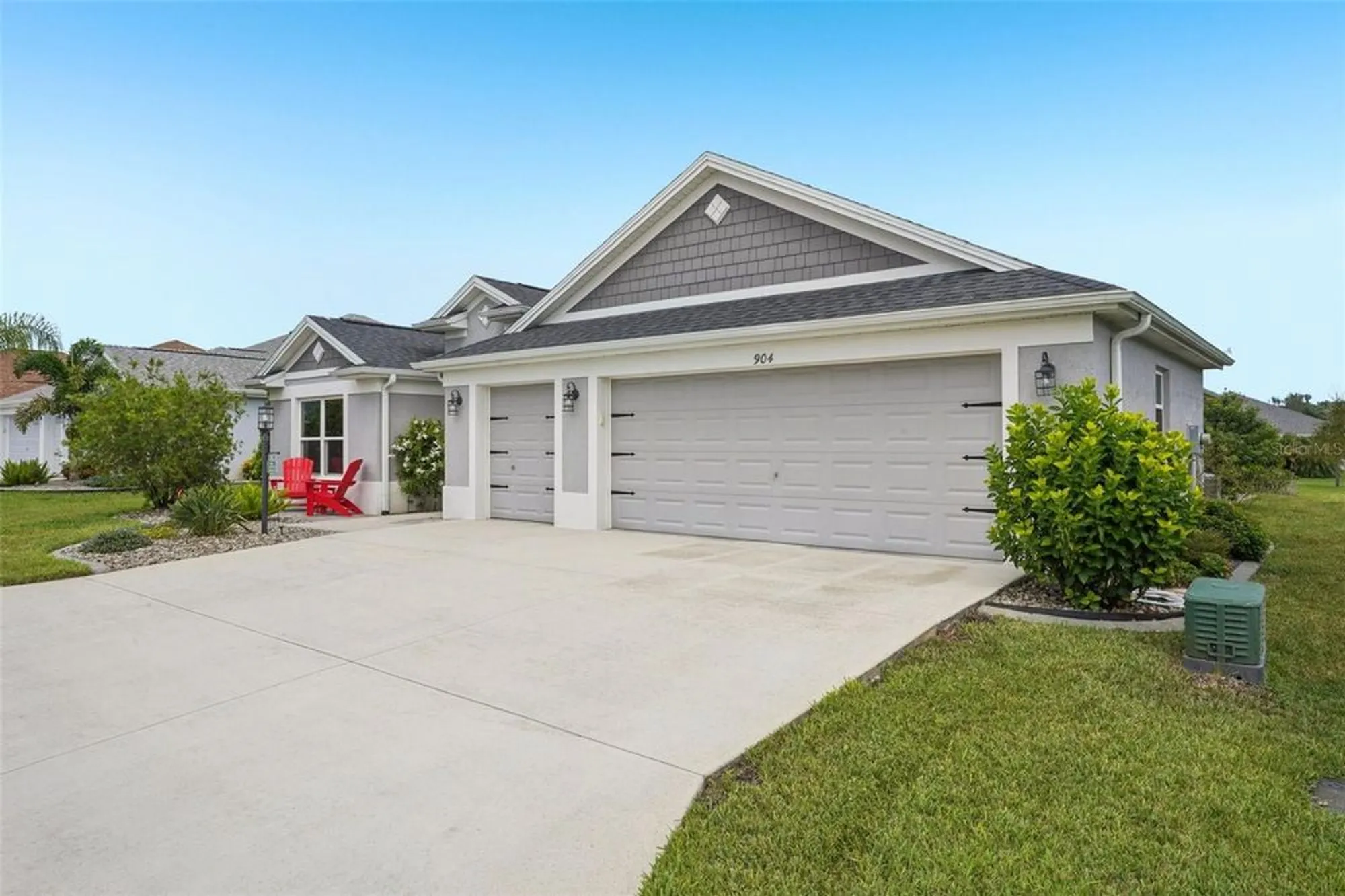 Property Slideshow image 2 of 40 | 904 maynard path, The Villages, FL, 32163