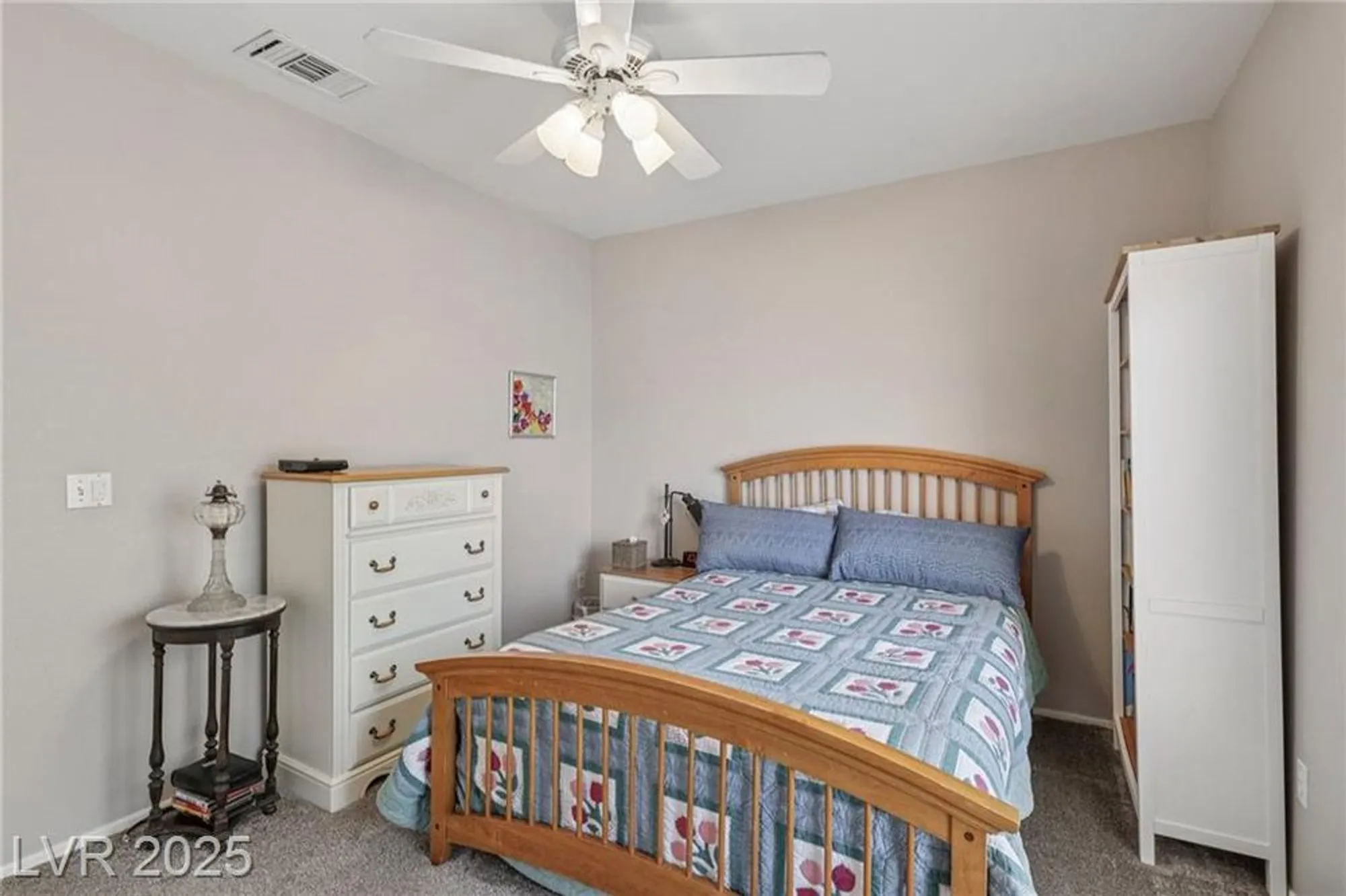 Property Slideshow image 29 of 56 | 10428 villa ridge dr, Las Vegas, NV, 89134