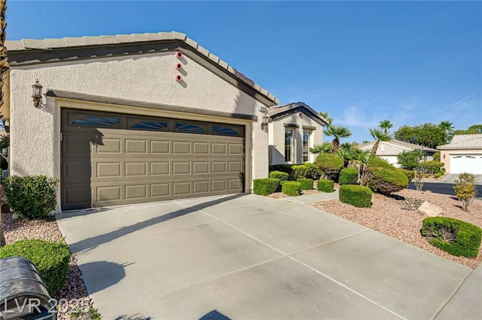 Property Slideshow image 3 of 65 | 10532 riva grande ct, Las Vegas, NV, 89135
