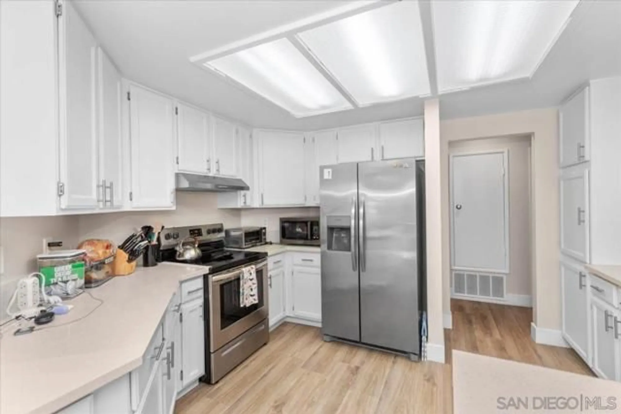 Property Slideshow image 21 of 45 | 1299 via apuesto, San Marcos, CA, 92078