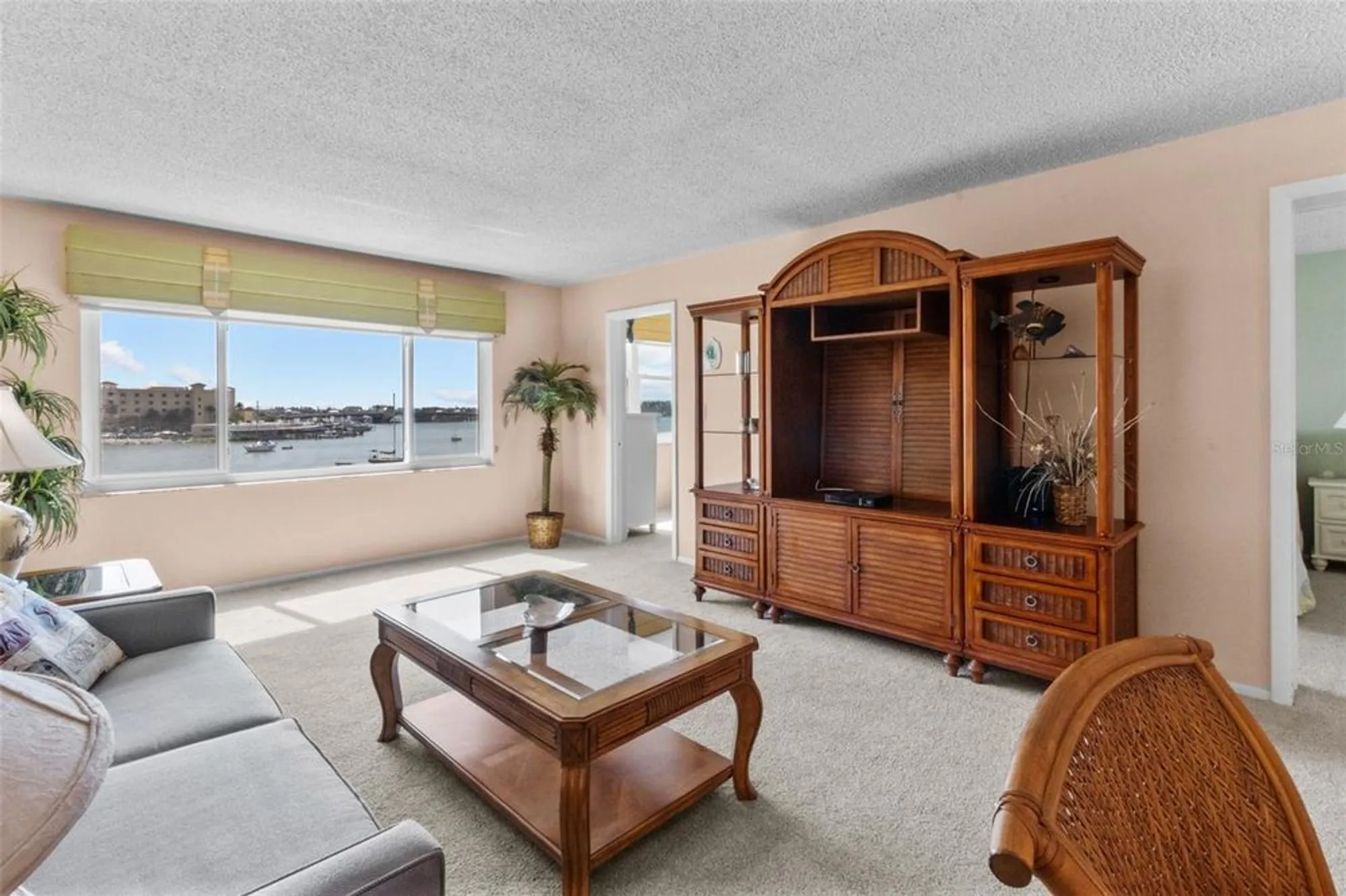 Property Slideshow image 27 of 40 | 4775 cove cir apt 407, Saint Petersburg, FL, 33708