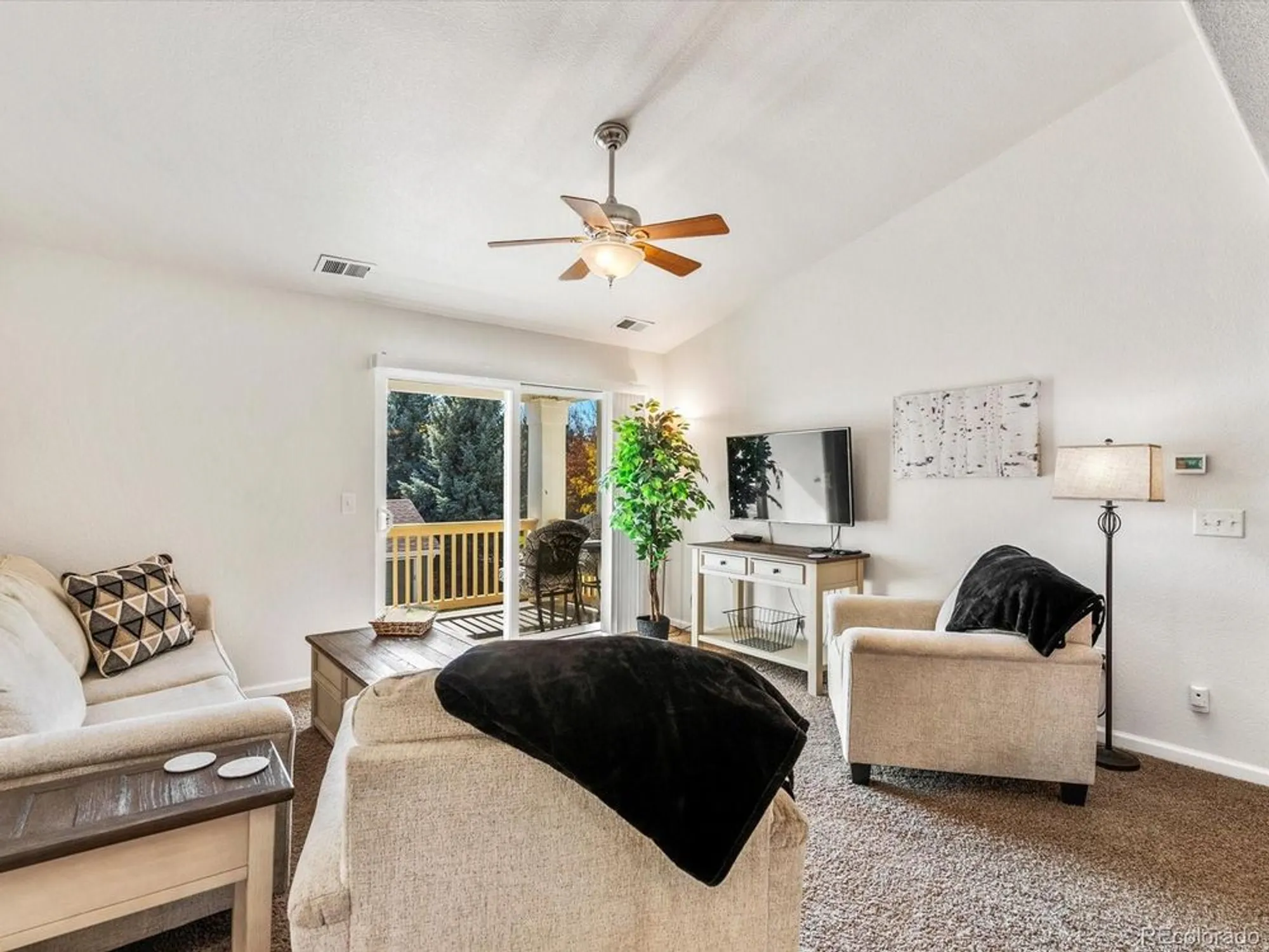 Property Slideshow image 4 of 32 | 4645 hahns peak dr unit 201, Loveland, CO, 80538