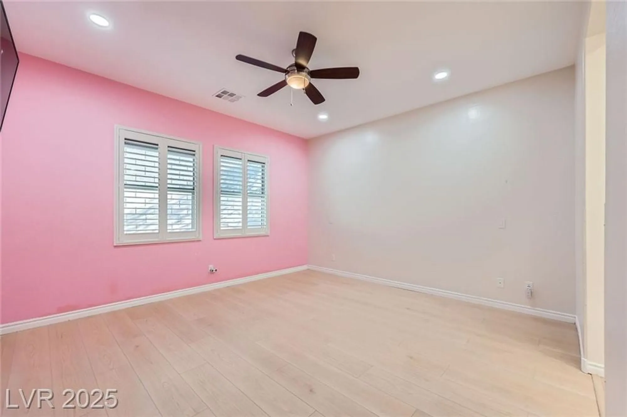 Property Slideshow image 10 of 40 | 429 open hill ave, Henderson, NV, 89011