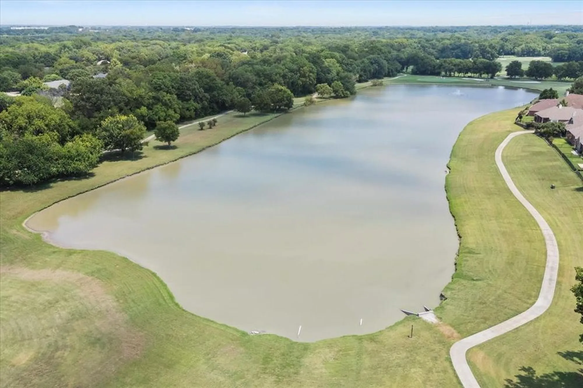 Property Slideshow image 33 of 37 | 927 oakland hills dr, Fairview, TX, 75069